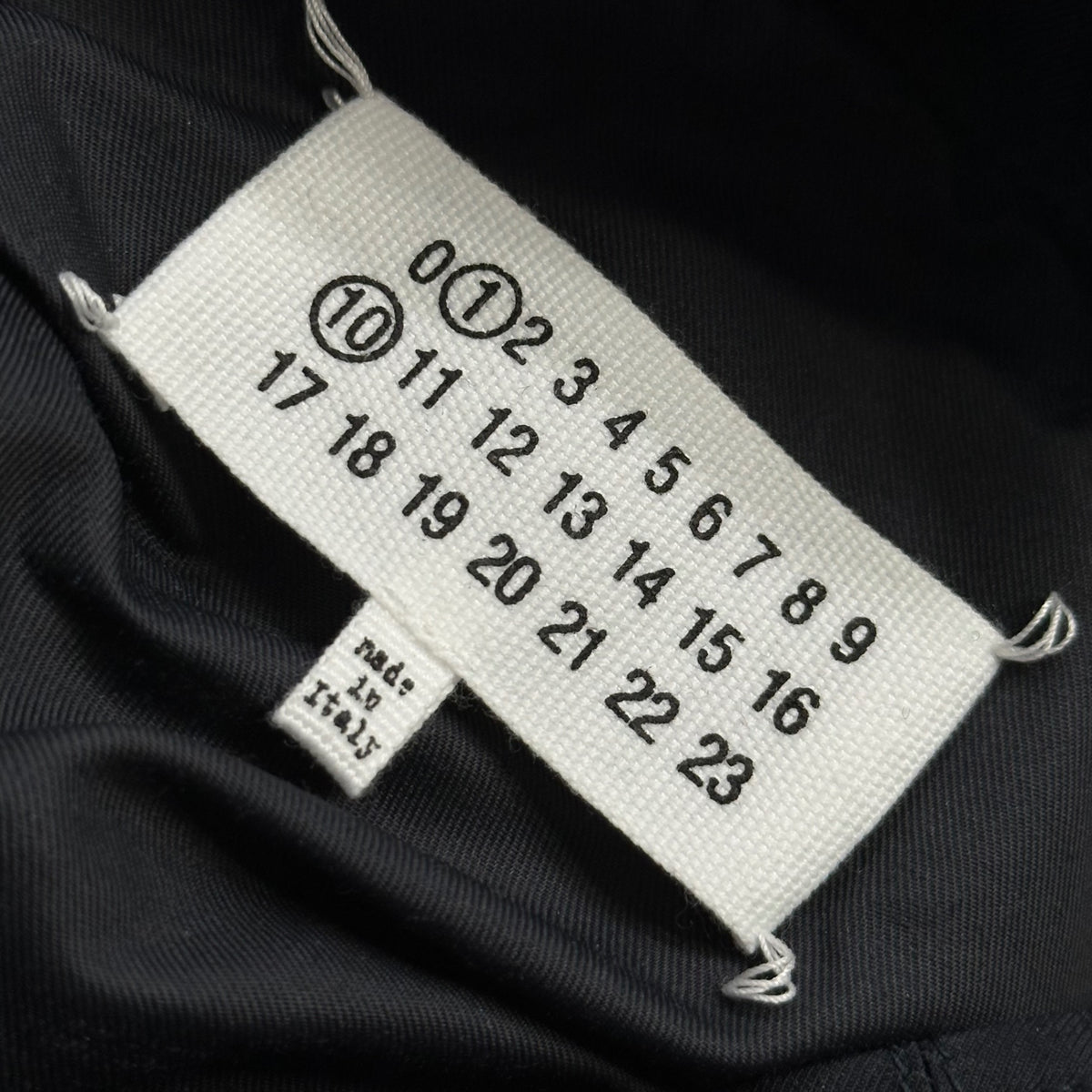 MAISON MARGIELA(メゾンマルジェラ) 25AW Windproof Smock ウィンドプルーフ ミリタリー スモック S50AM0641 42 ネイビー ジャケット アノラック
