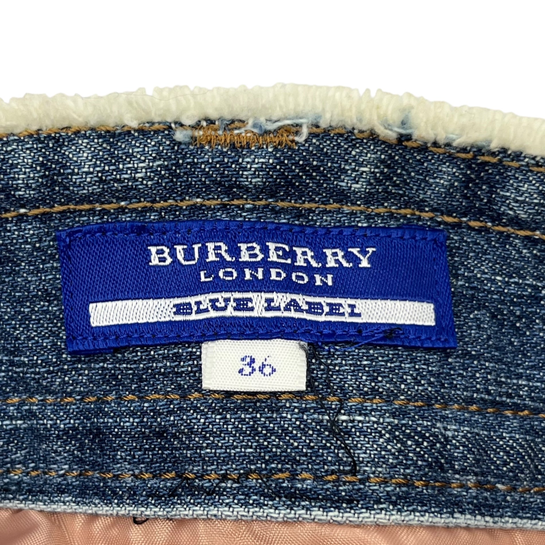 Burberry's BLUE LABEL(バーバリーズブルーレーベル) Denim tweed switching knee length skirt デニム ツイード 切替 ひざ丈 スカート FXF41-851-14 36(S程度) インディゴ×ピンク ホース ロゴ 刺繍レイヤード ダメージ加工