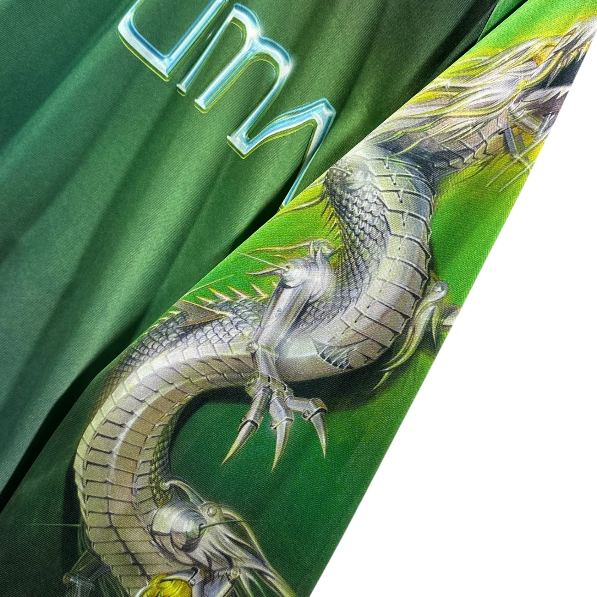 PUMA x SORAYAMA(プーマ × ソラヤマ) 24SS Surreal Futurism Dragon Long-Sleeve T-Shirt 超現実的なフューチャリズム ドラゴン 長袖 カットソー 626532 01 XL グリーン 空山 基氏コラボ 辰年