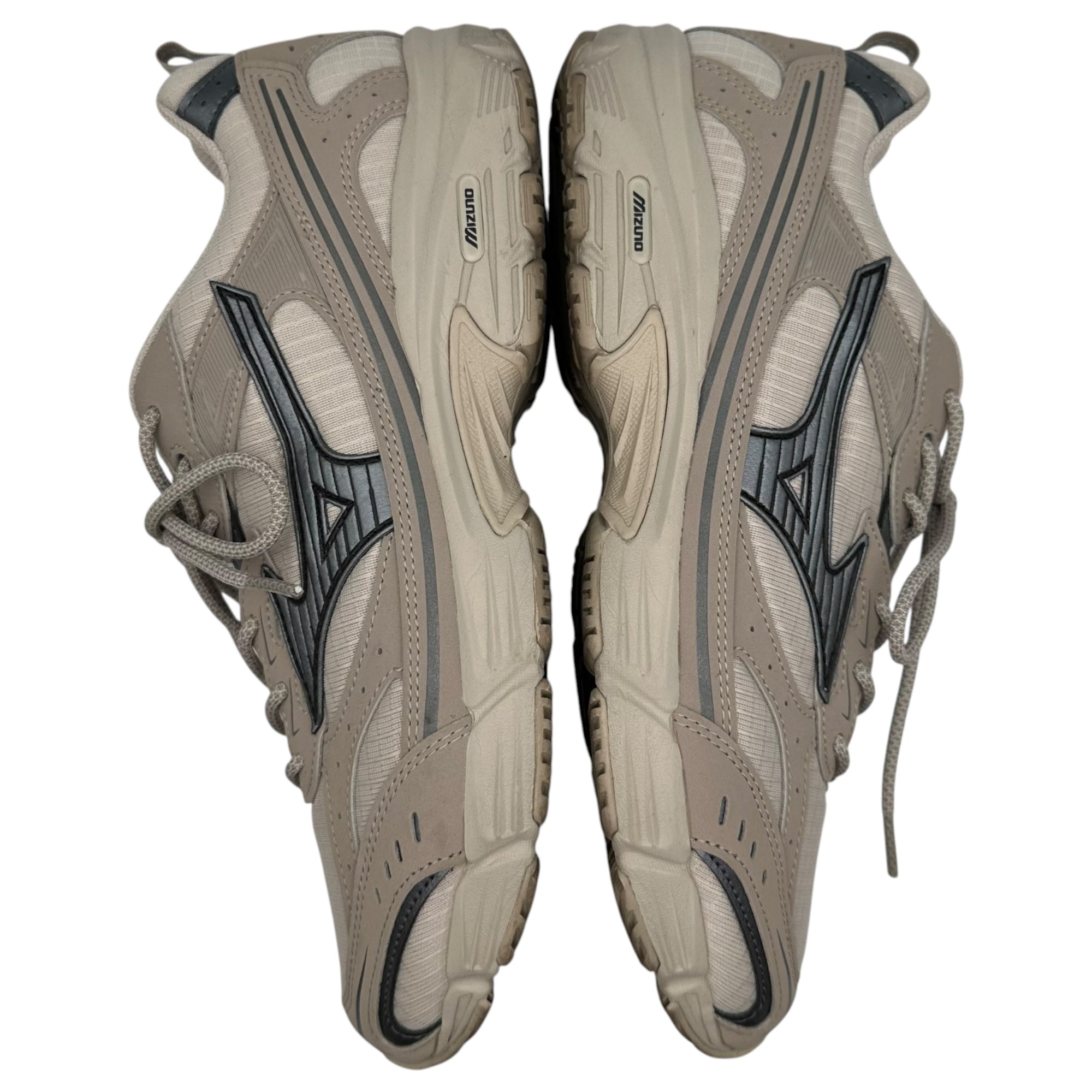 MIZUNO(ミズノ) MXR OG BEIGE/METALLIC GREY スニーカー D1GA246802 27cm ベージュ マキシマイザー