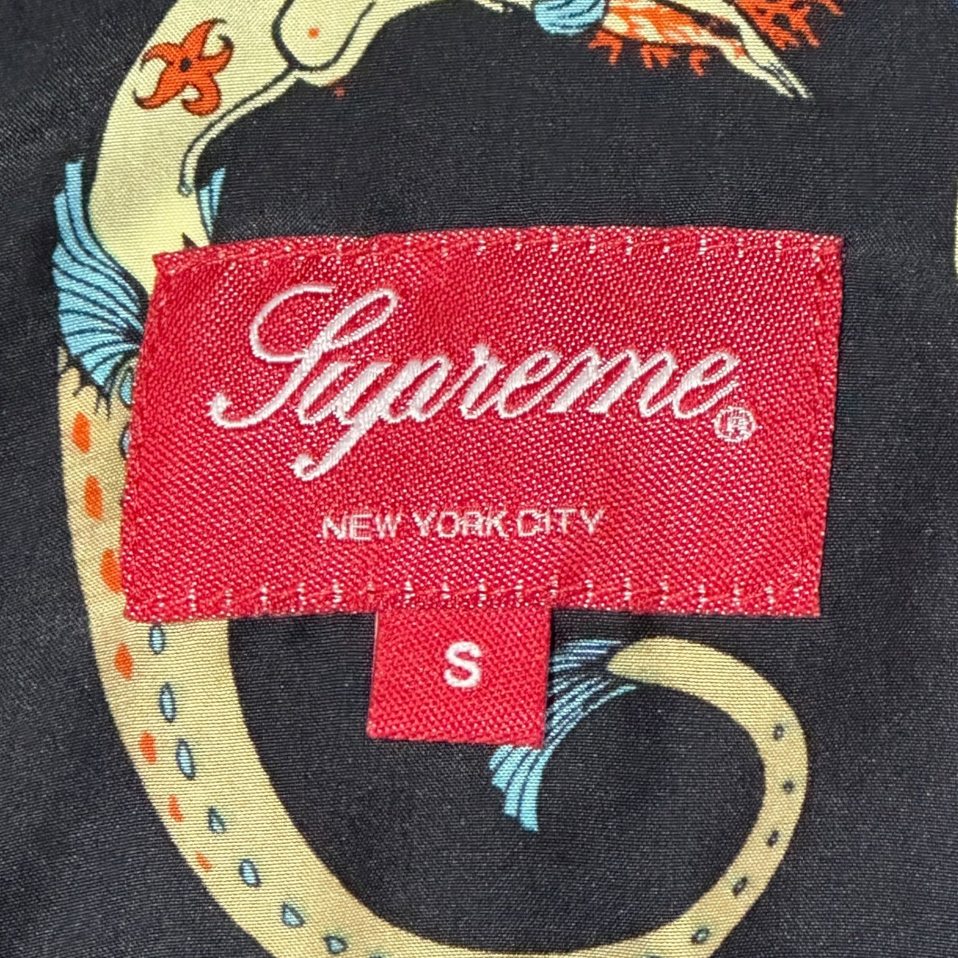 SUPREME(シュプリーム) 18SS Alphabet Silk Shirt アルファベット シルク 半袖 シャツ S ブラック×マルチカラー