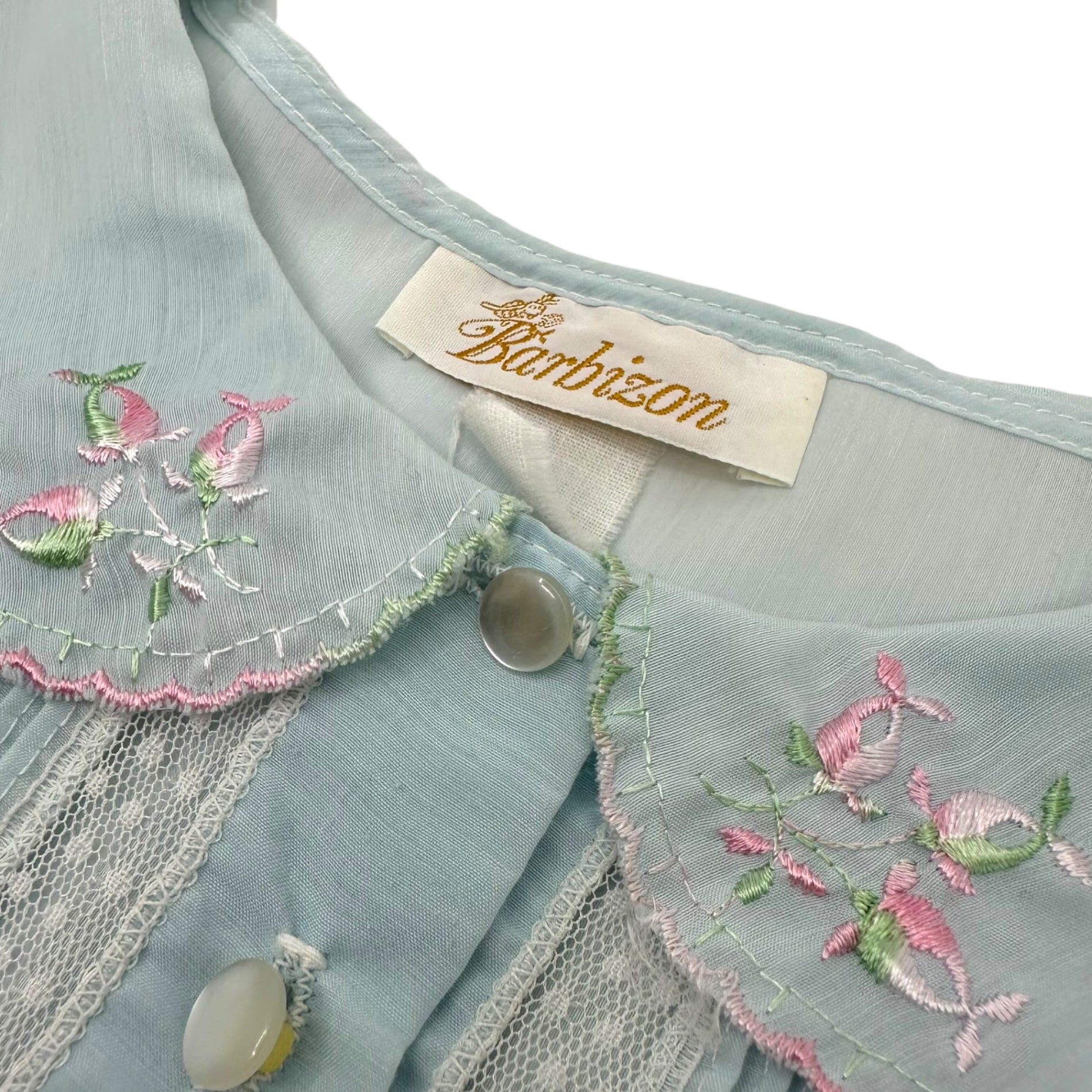 VINTAGE(ヴィンテージ) 70's round collar flower embroidery short sleeve blouse 丸襟 花刺繍 半袖 ブラウス ライトブルー
