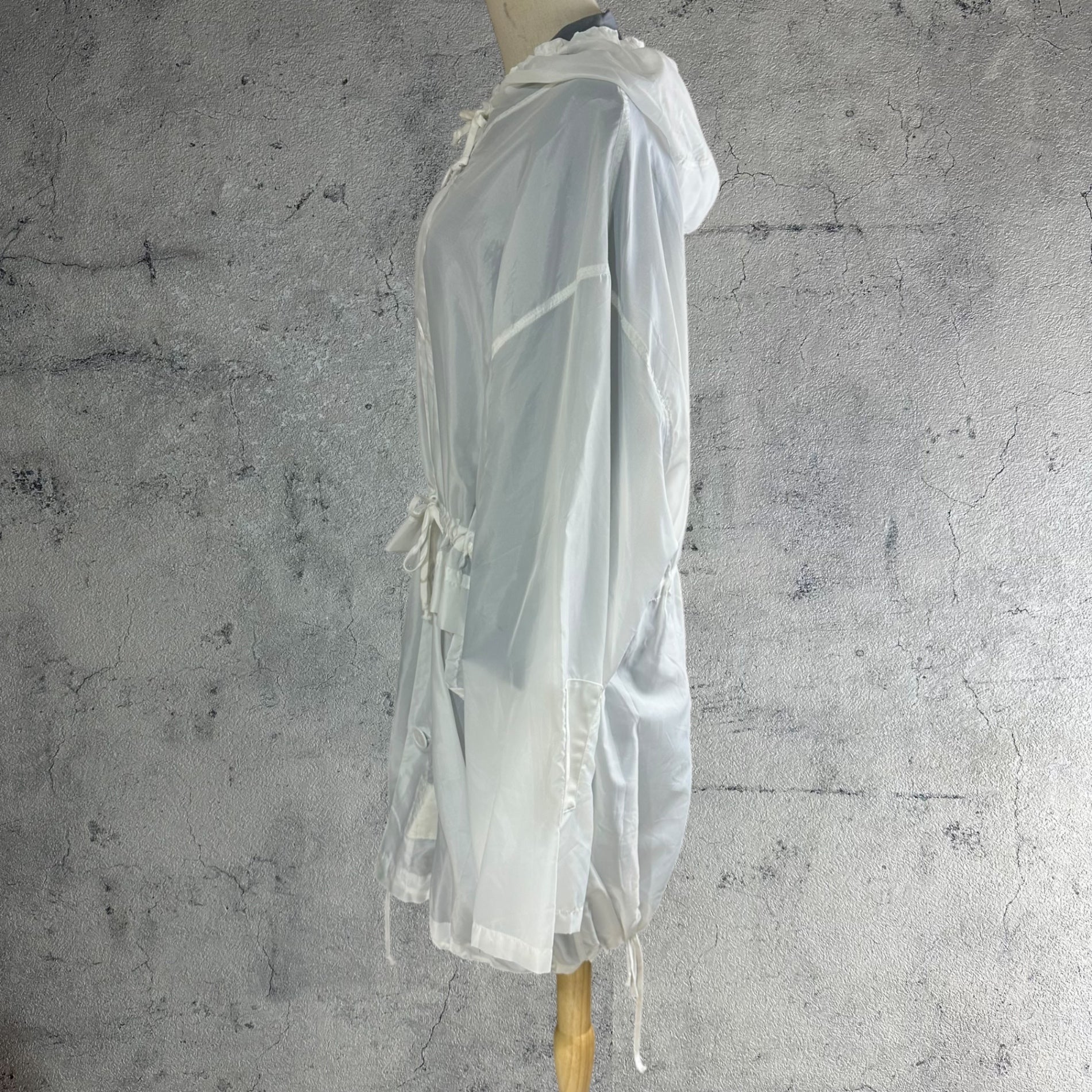 VINTAGE(ヴィンテージ) 80's~ euro イギリス軍 スノーカモパーカー メディカル フードコート  Lサイズ程度 ホワイト