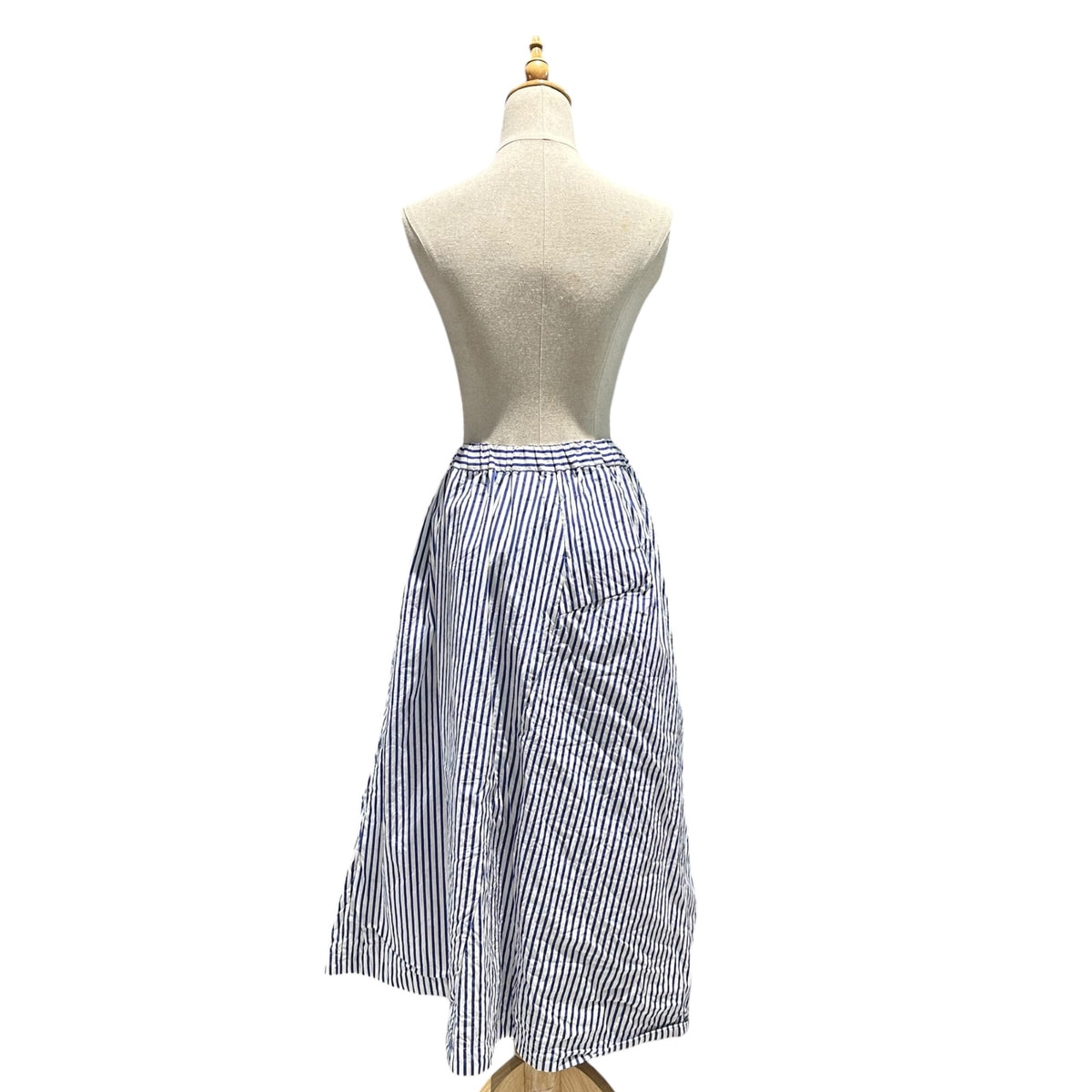 COMME des GARCONS COMME des GARCONS(コムデギャルソンコムデギャルソン) 2026SS Asymmetric Striped Voluminous Skirt アシンメトリー ストライプ ボリューム スカート QR-S008 S ホワイト×ブルー AD2025
