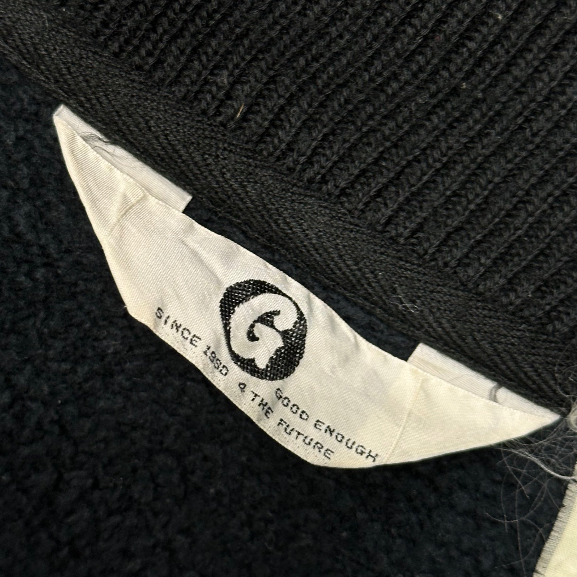 GOODENOUGH(グッドイナフ) 90's GE Felt Logo Snap Button Sweatshirt