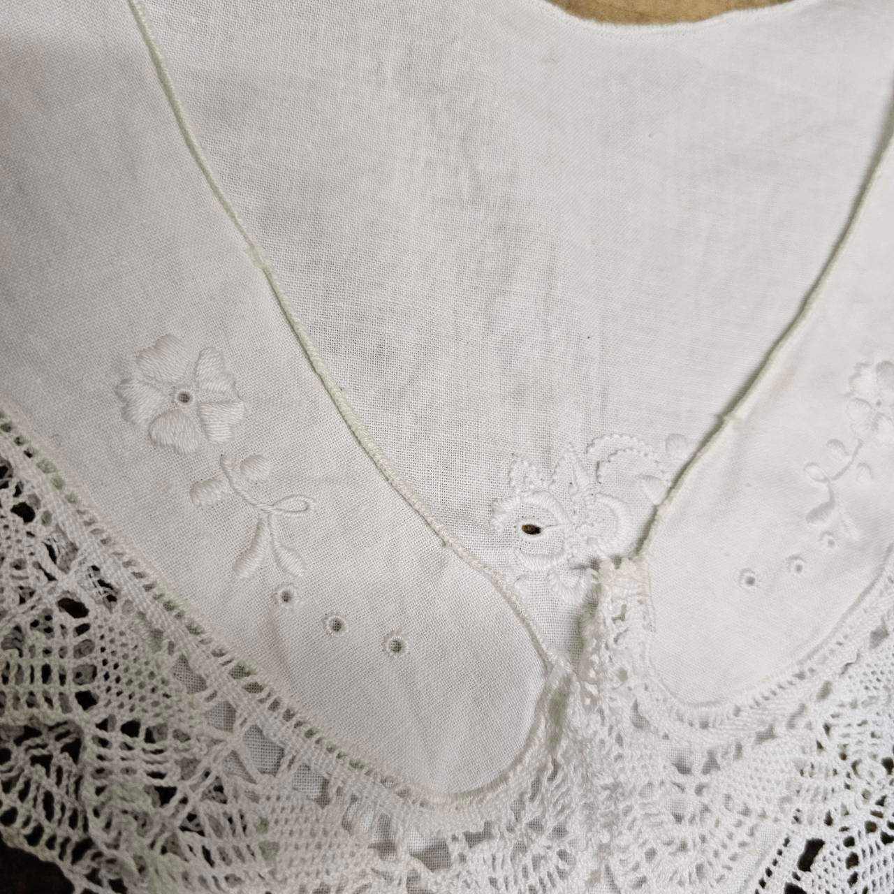 Euro vintage(ヨーロッパヴィンテージ) batten lace with stich