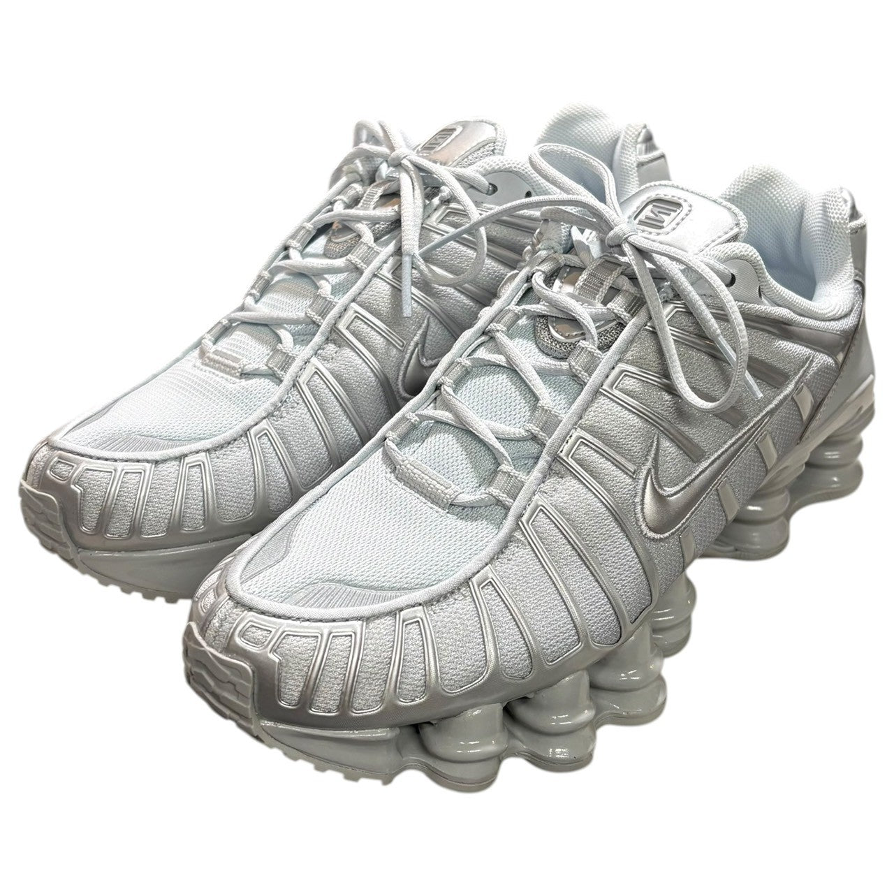 NIKE(ナイキ) Women's Shox TL "Pure Platinum/Smoke Grey/Metallic Silver ウィメンズ ショックス ピュアプラチナム スモークグレー メタリックシルバー IO1912-043 25.5cm グレー×シルバー