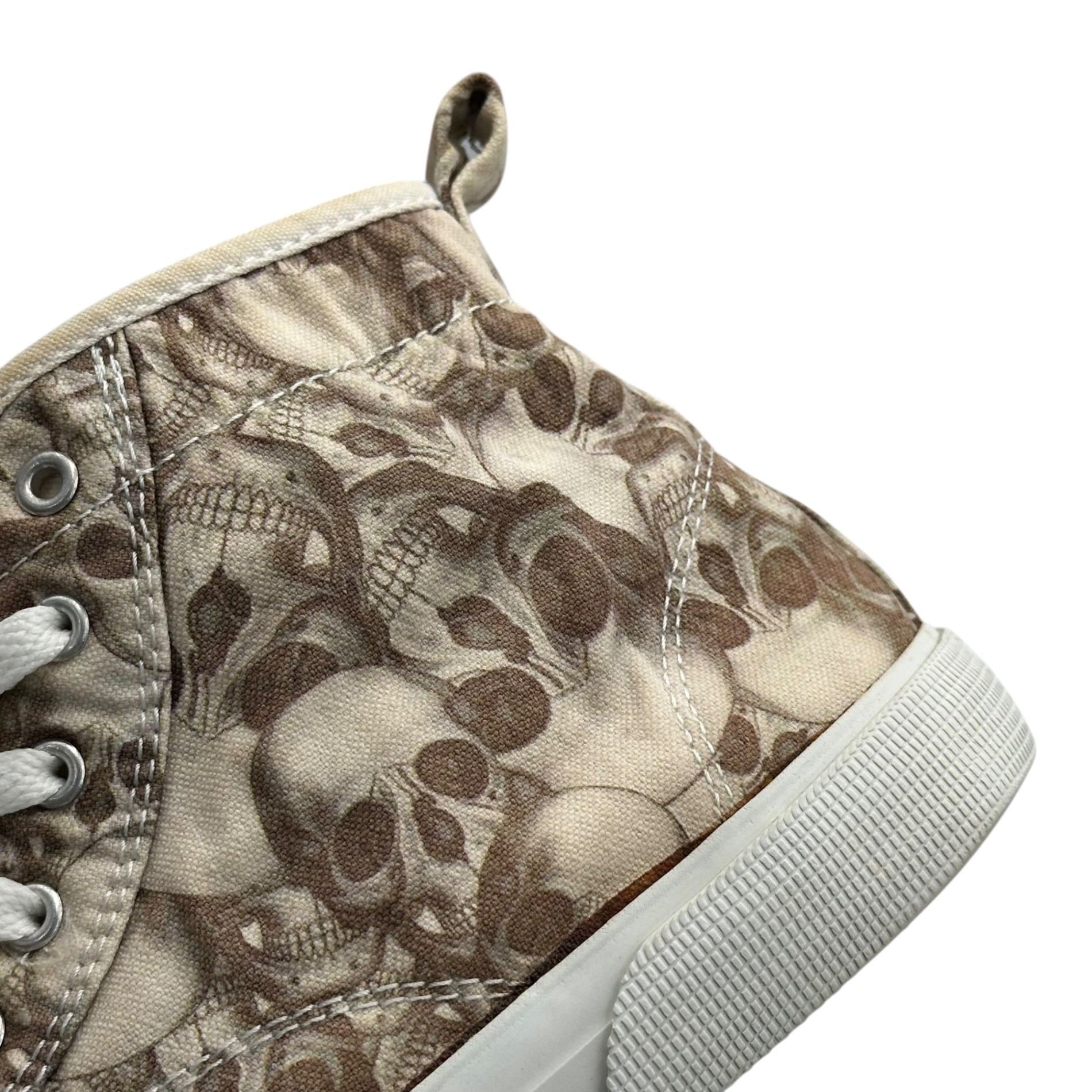 アンダーカバー　butbeautiful 2025 AUTUMN-WINTER WOMENS COLLECTION｜UNDERCOVER OFFICIAL ONLINE STORE