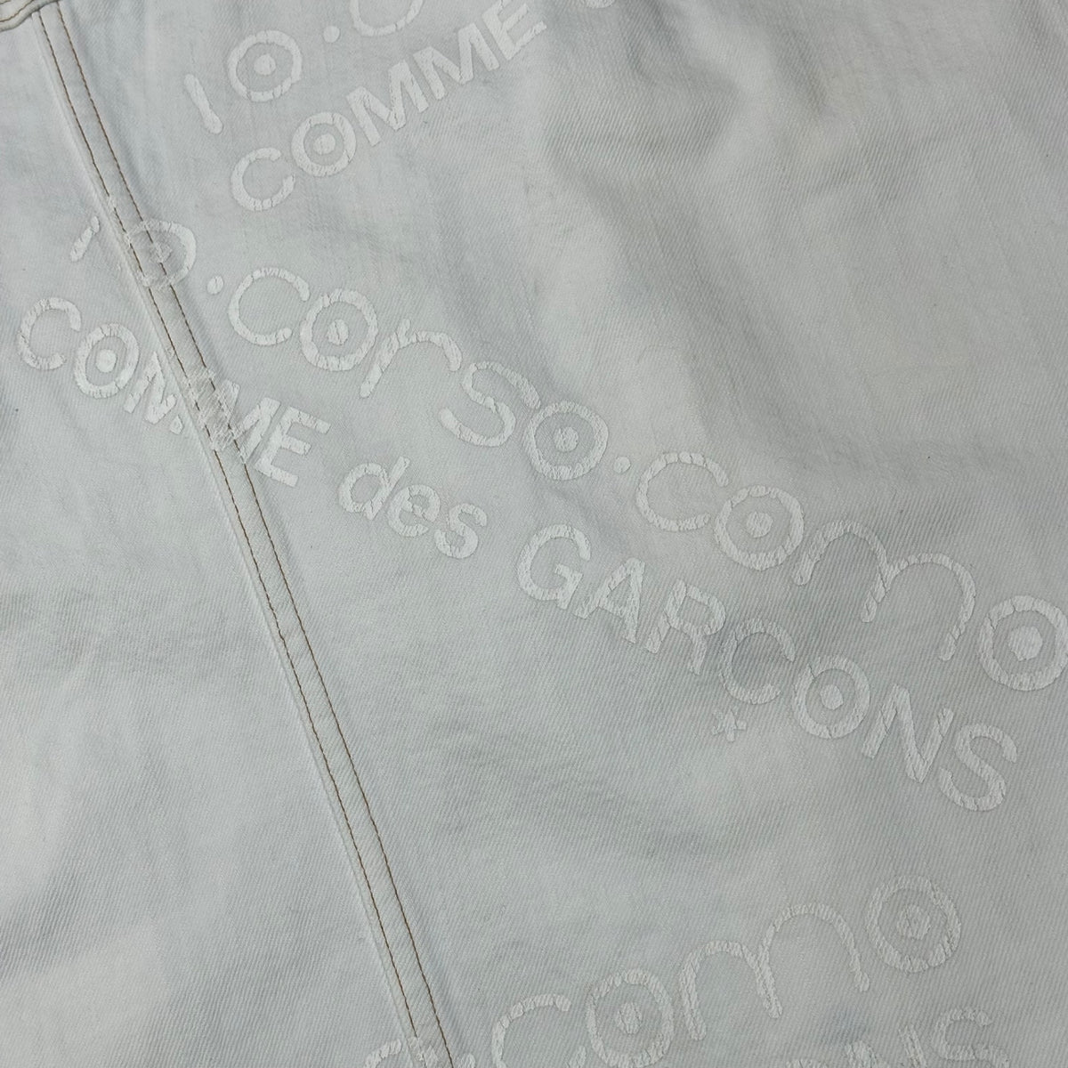 COMME des GARCONS JUNYA WATANABE MAN × Levi's × 10･corso･como COMME des GARCONS(コムデギャルソンジュンヤワタナベマン × リーバイス × ドゥエチ コルソコモ コムデギャルソン) 2002AW White Denim Jacket with Back Print バック プリント ホワイト デニム ジャケット GG-J201 M ホワイト AD2002 00s アーカイブ