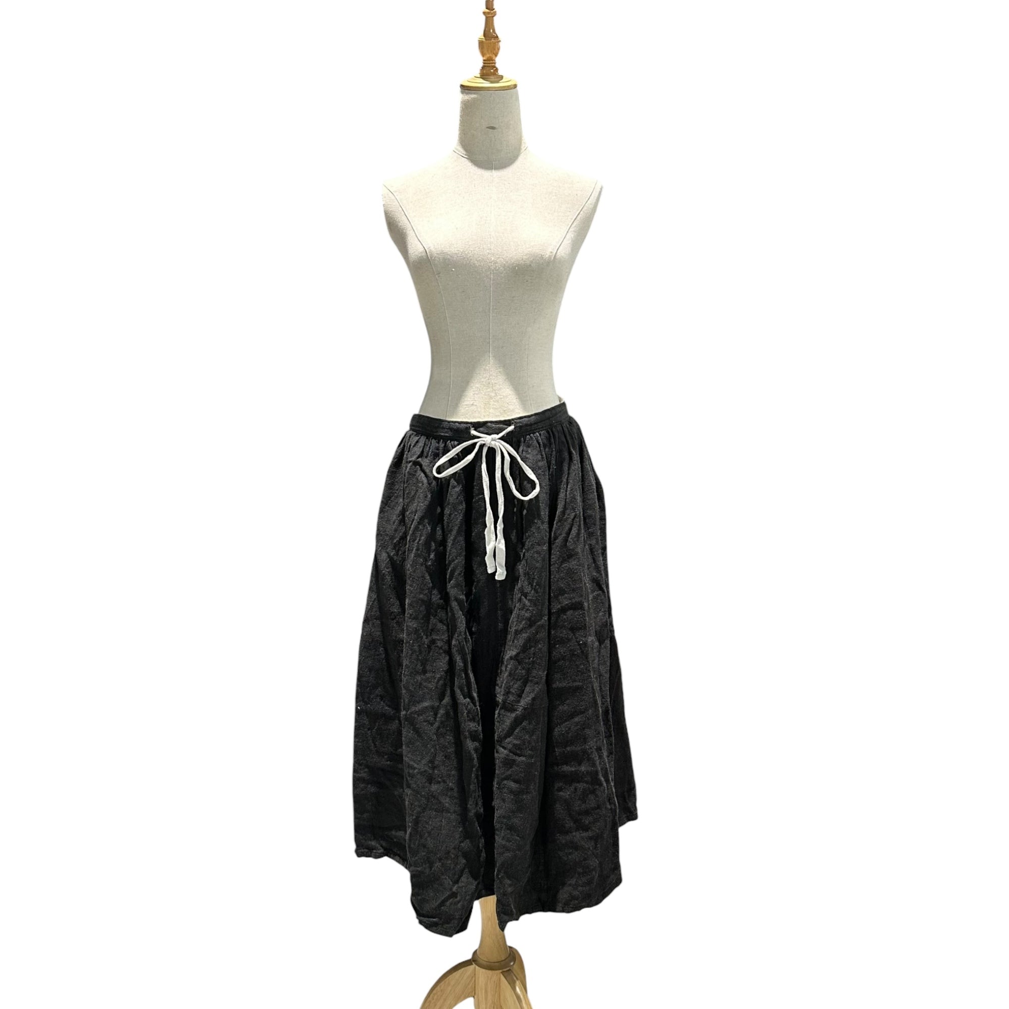 ikkuna/suzuki takayuki(イクナスズキタカユキ) Waist Gather Linen wool skirt ウエスト ギャザー リネン ウール スカート 1(S程度) ブラック