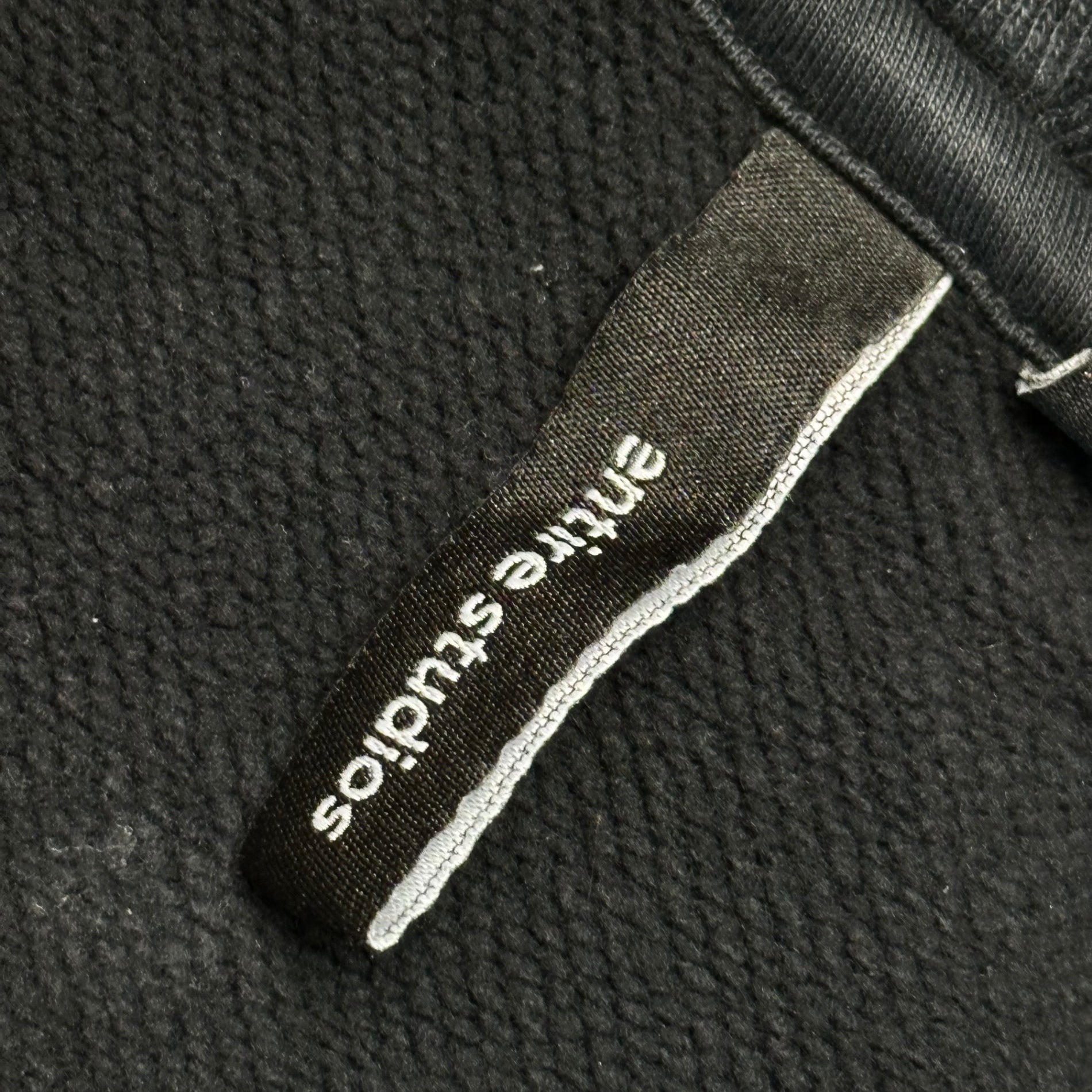 entire studios(エンタイアスタジオ) ETERNAL ZIP USED ユーズド加工 ショート丈 ジップ パーカー ES2202 M ブラック
