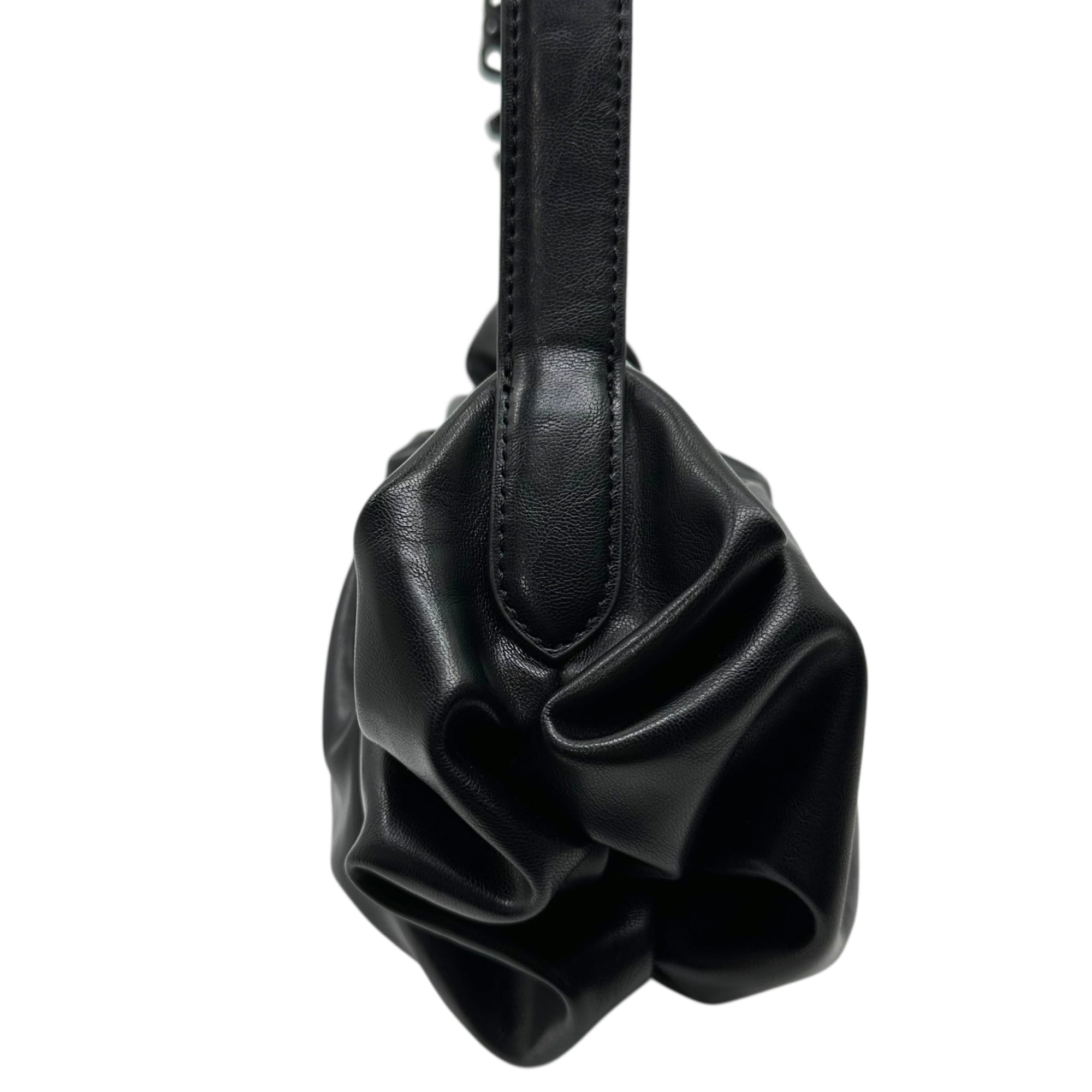 DIESEL(ディーゼル) Grab-D Hobo S ショルダー バッグ P8657 ブラック ワンショルダー ギャザー