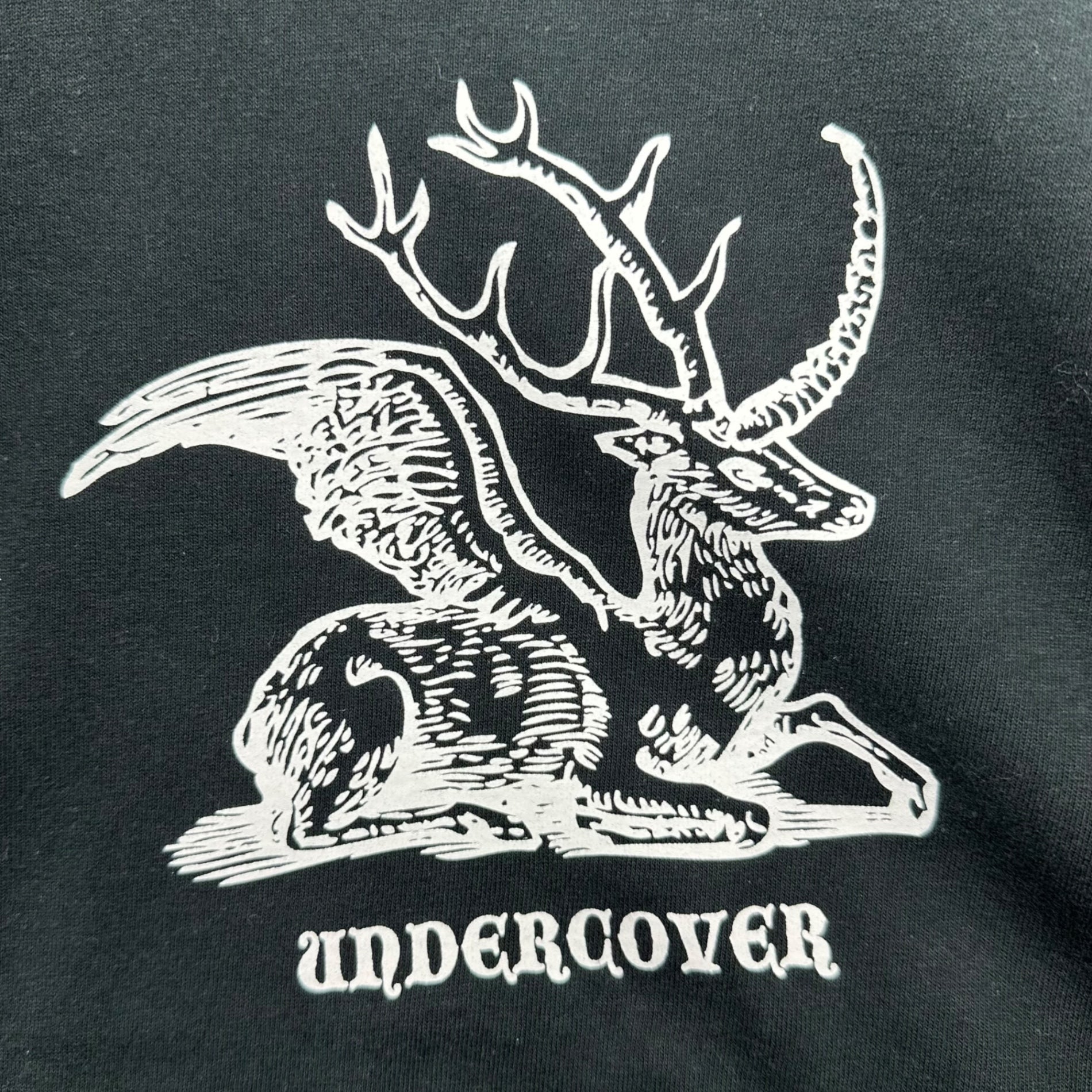 UNDERCOVER(アンダーカバー) Graphic Logo T-Shirt グラフィック ロゴ Tシャツ 2 ブラック 鹿 ペガサス