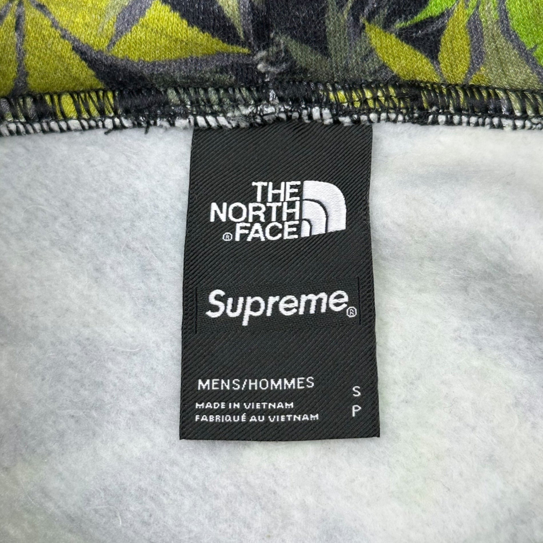 SUPREME×THE NORTH FACE(シュプリーム×ノースフェイス) 23AW Leaf Hooded P/O Sweat Shirt 総柄 リーフ プルオーバー パーカー NT52301I S ブラック×グリーン 23FW