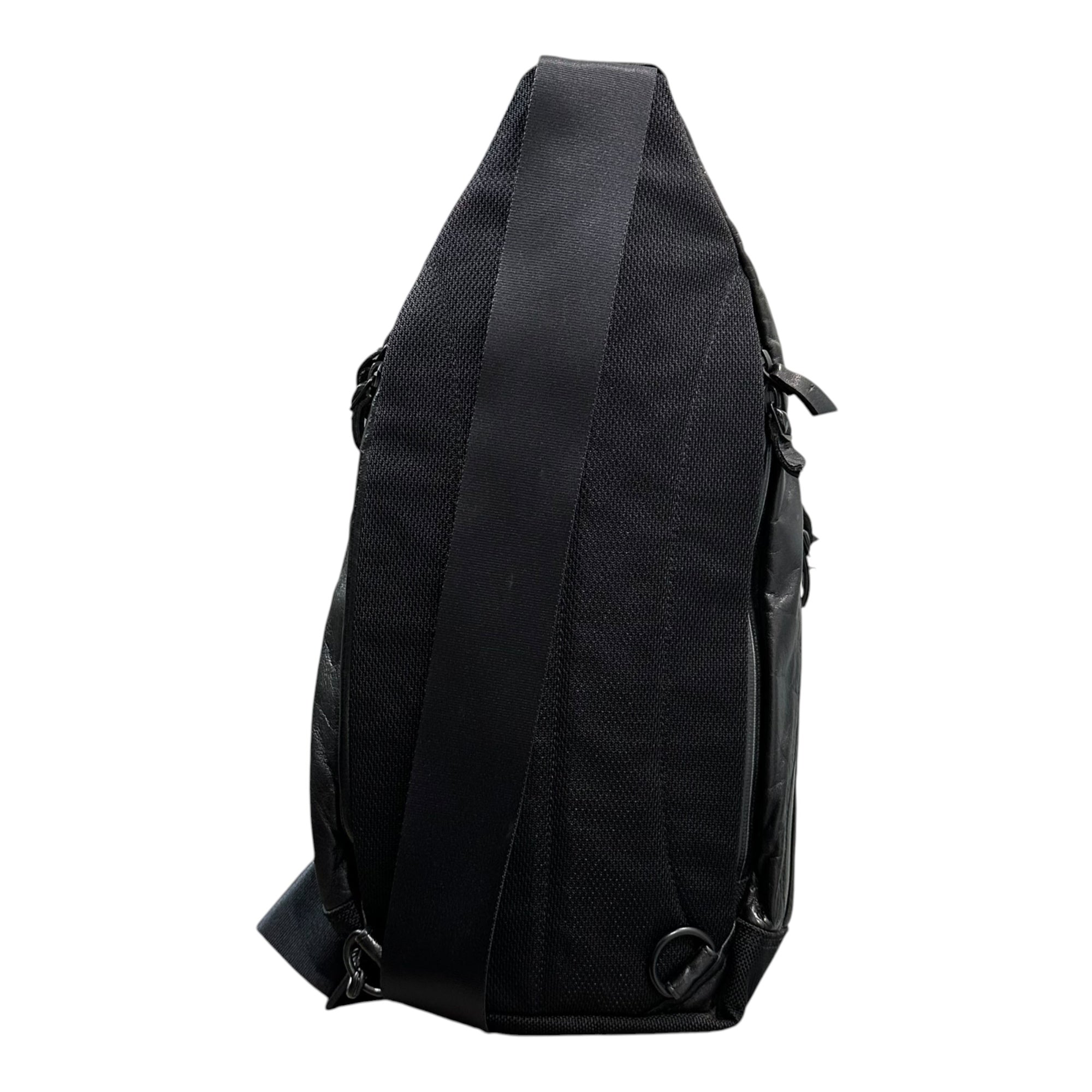 PORTER(ポーター) ZOOM LINE LEATHER BODY BAG ズーム ライン レザー ボディ バッグ ブラック