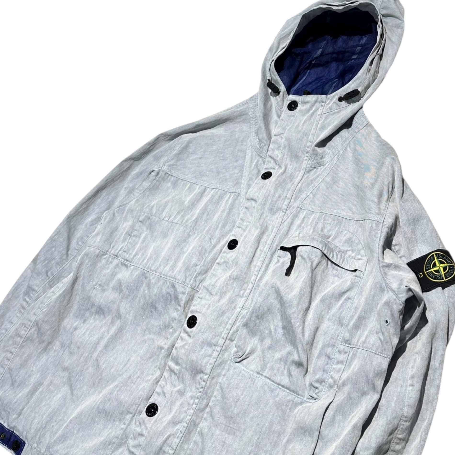 STONE ISLAND(ストーンアイランド) 11SS LINO FLAX Logo Patch Hooded Mountain Jacket リネン ナイロン ロゴ ワッペン フーデッド マウンテン ジャケット 541541133 XL ライトブルー(ライトグレーに近い) マウンテンパーカー
