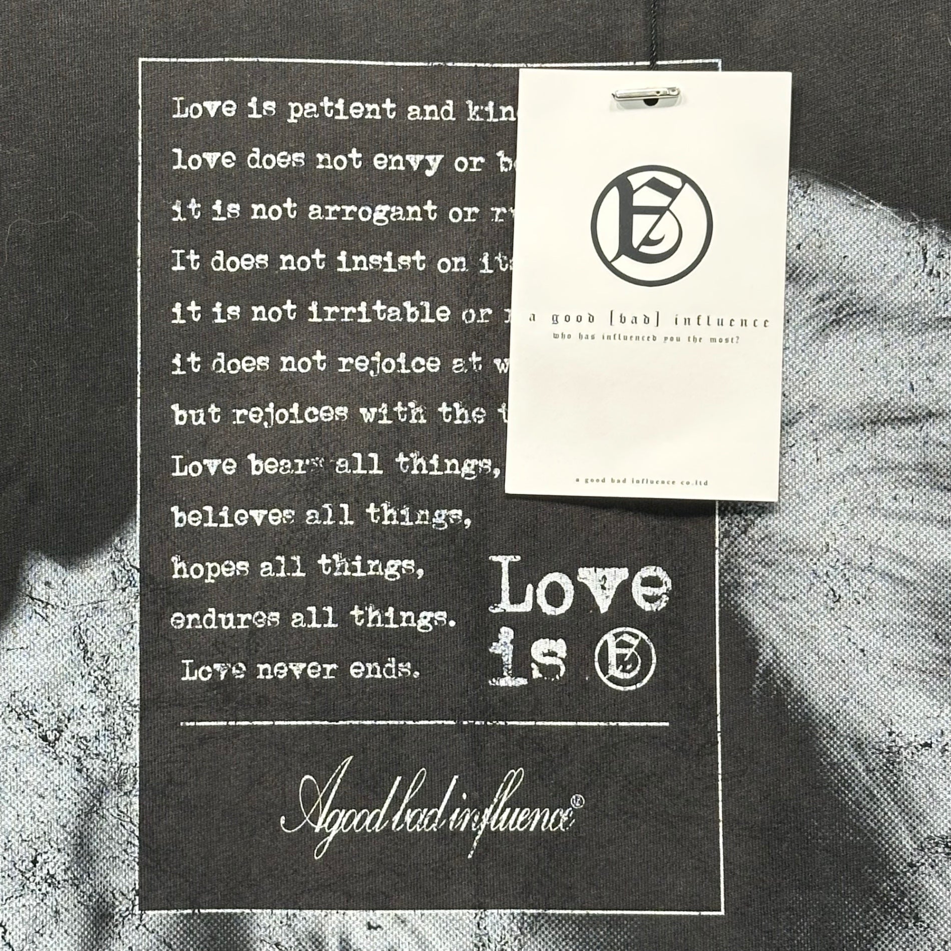 A Good Bad Influence(ア グッド バッド インフルエンス) 25SS LOVE IS T-SHIRT ラブ イズ Tシャツ プリントT AGBI-25SS-T17 L ブラック 参考定価9,900円(税込)
