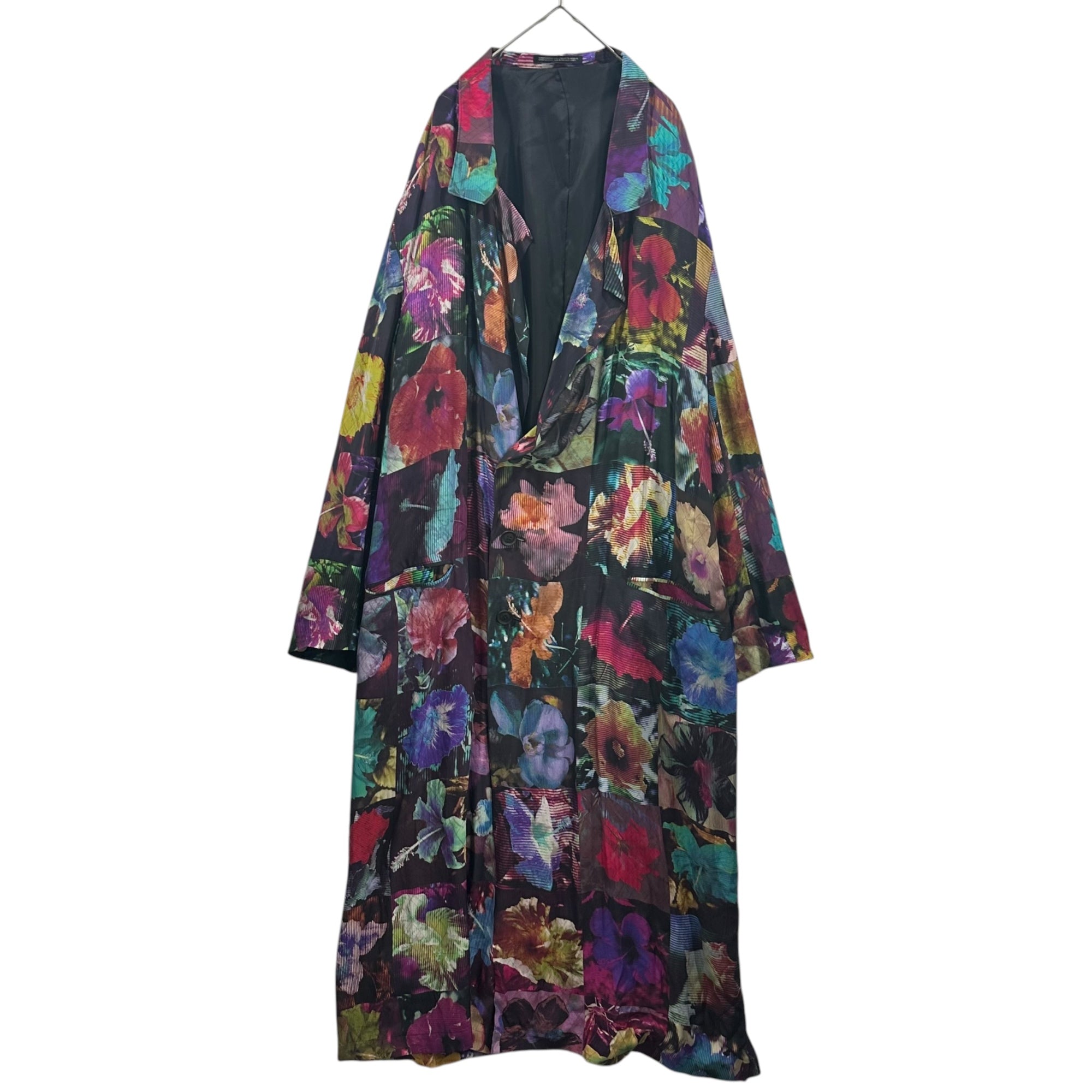 YOHJI YAMAMOTO POUR HOMME(ヨウジヤマモトプールオム) 2022SS Floral-Encyclopedia Long Jacket & Pants Setup 花図鑑 ロング シルク ジャケット パンツ セットアップ JKT：HG-J52-435 PT：HG-P98-435 JKT:3 PT:2 マルチカラー 折フラップ サルエル セットアップ販売 22SS コレクション着用アイテム