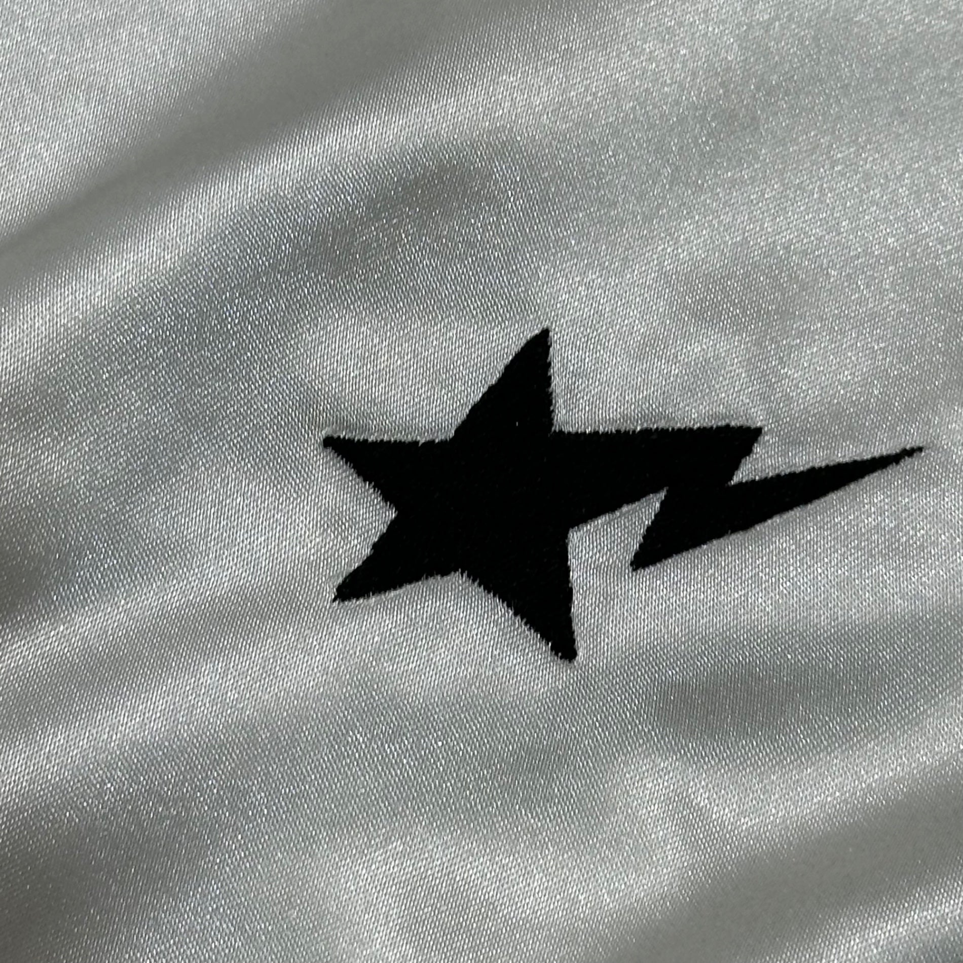 A BATHING APE(アベイシングエイプ) 00's A logo nylon hoodie ロゴ ナイロン パーカー M ホワイト