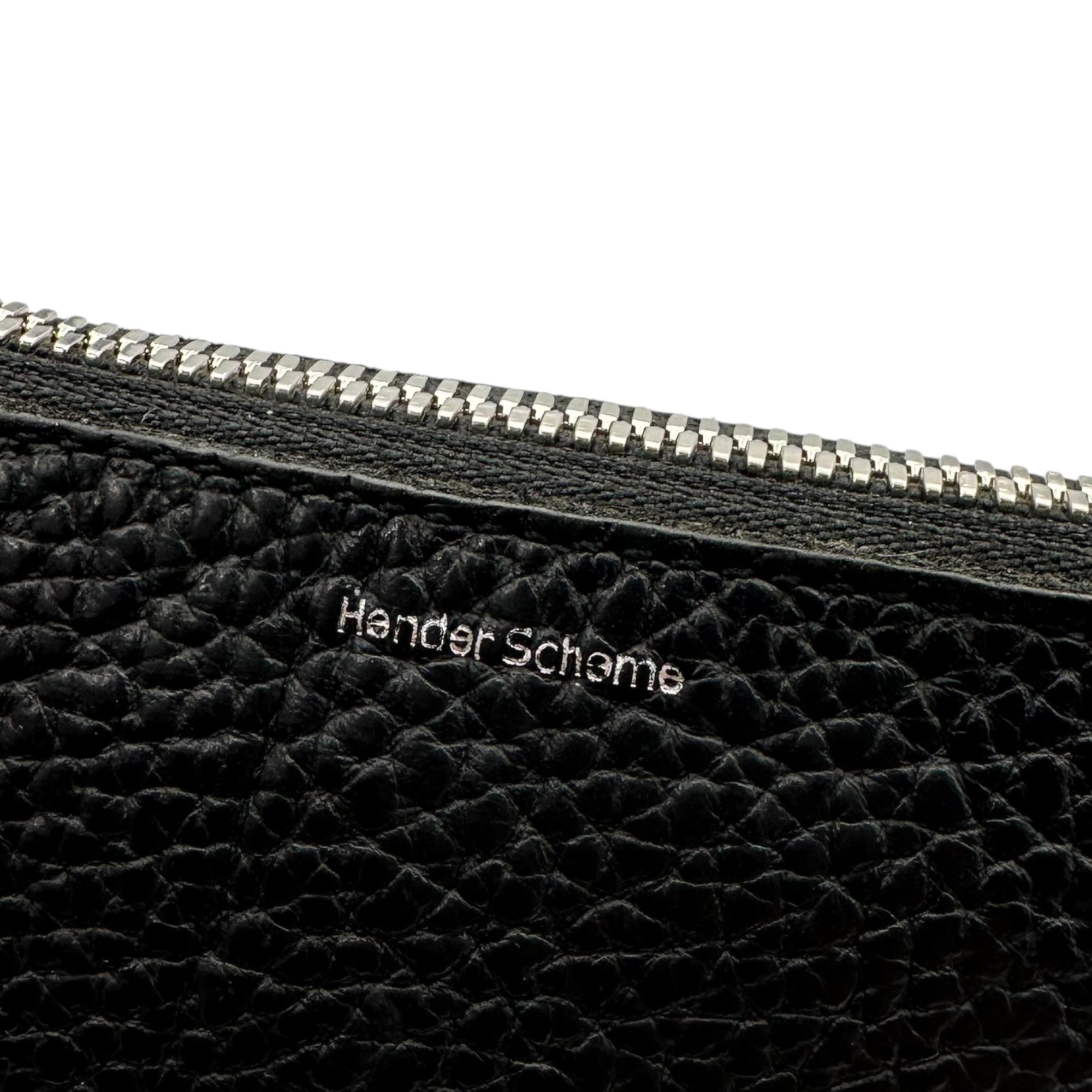 Hender Scheme(エンダースキーマ) pouch S シボ革 ミニ ポーチ mj-rc-phs ブラック レザー