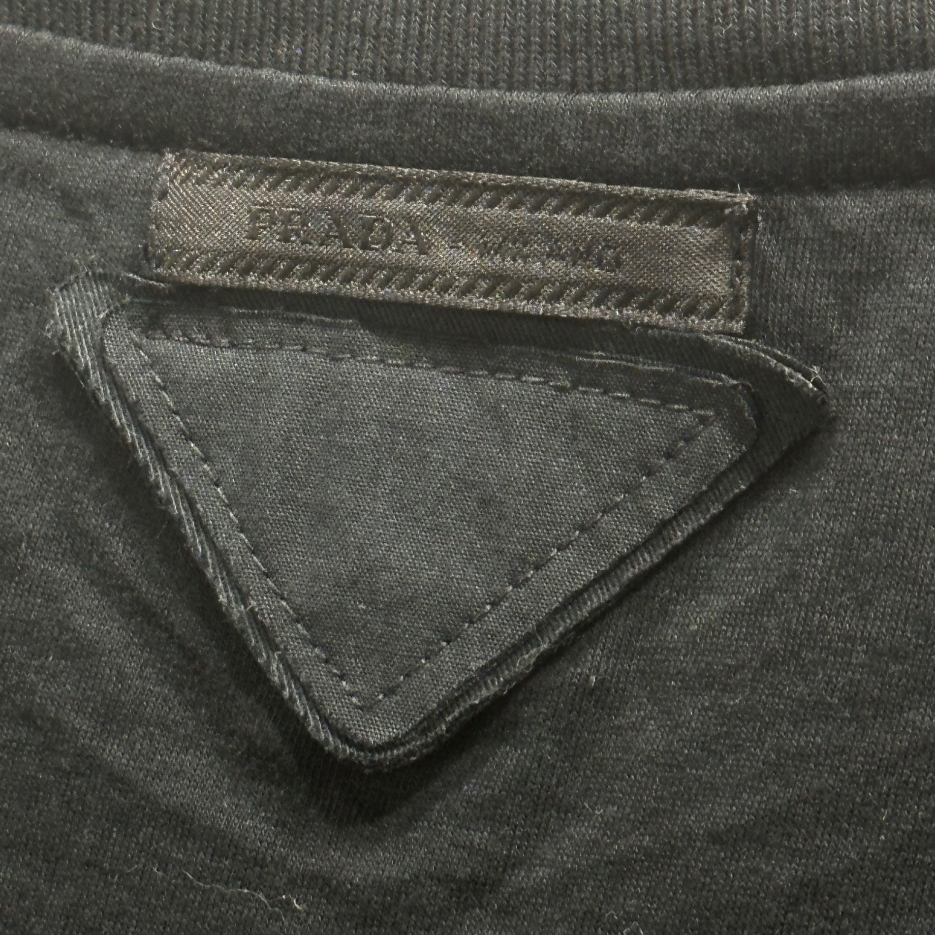 PRADA(プラダ) 2009’s Triangle Logo L/S T-Shirt ロゴ 長袖 Tシャツ S ブラック カットソー