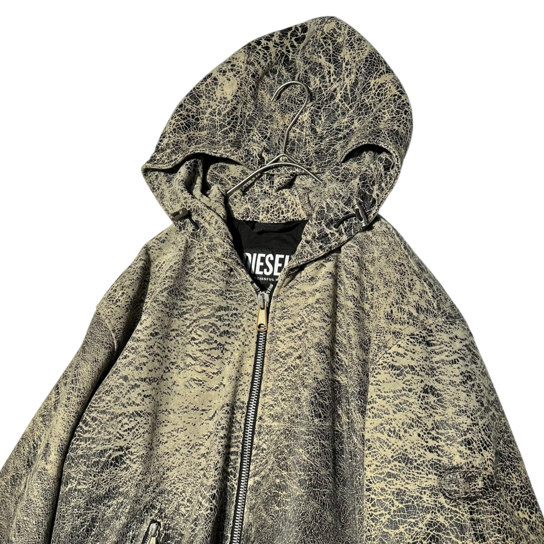 DIESEL(ディーゼル) 23SS ‘L-RAM’ leather jacket クラック加工 ラム レザー フーデット ジャケット L-RAM  A09996 0BLAD-9XX 52 ブラック×ベージュ パーカー ひび割れ ヴィンテージ加工