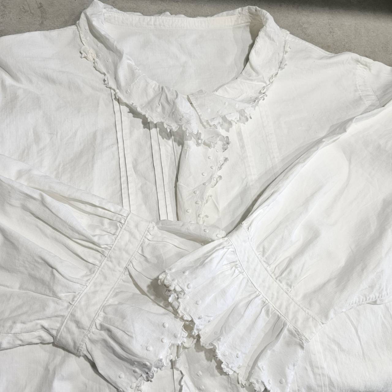 Euro Vintage(ヨーロッパヴィンテージ) Grain_20's ~french cotton clooney lace gathered blouse/フレンチコットン刺繍ギャザーブラウス 表記なし(Lサイズ程度) ホワイト