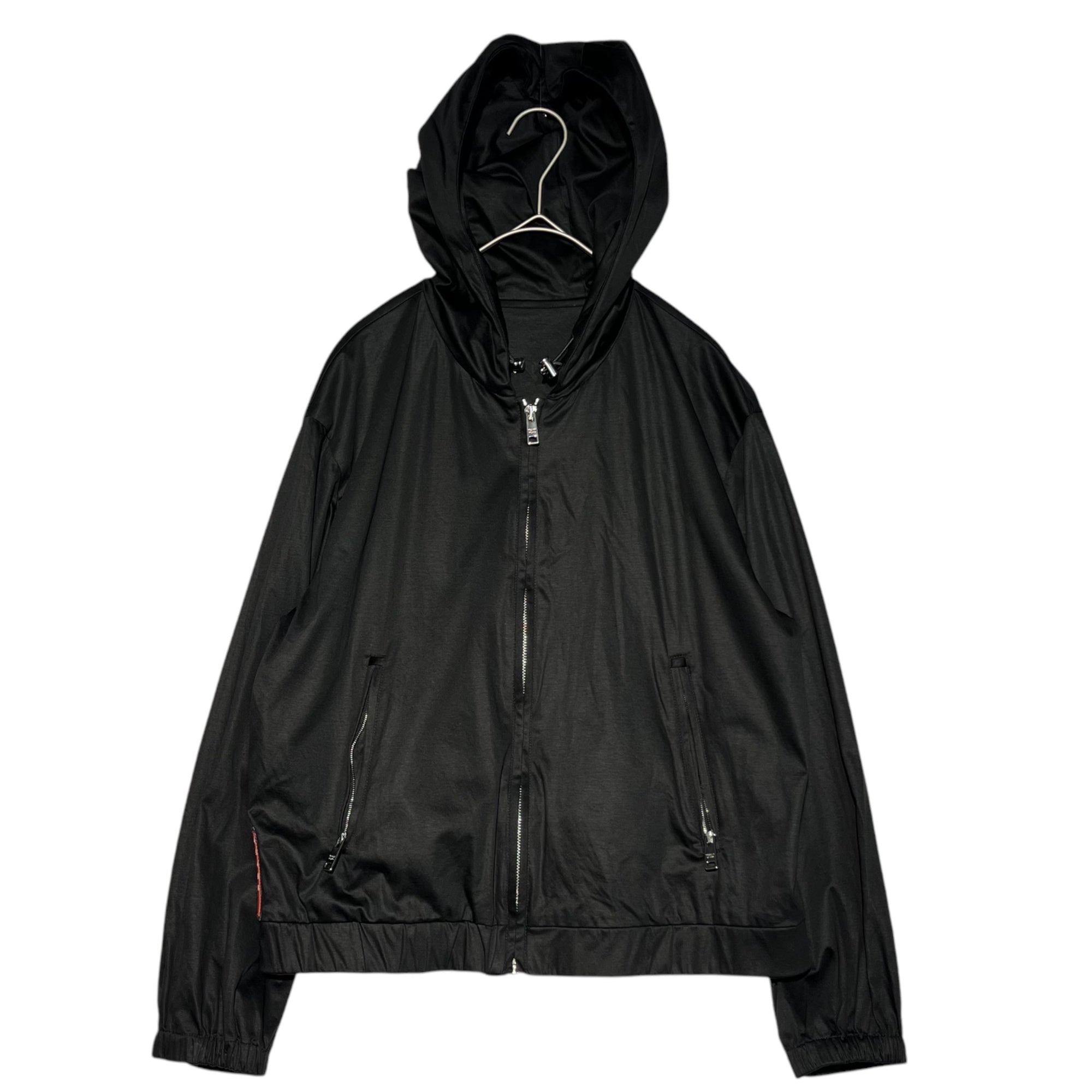 PRADA(プラダ) Sport logo nylon rayon zip hoodie スポーツ ロゴ ナイロン レーヨン ジップ パーカー 138451 44(L～XL程度) ブラック×レッド ジャケット