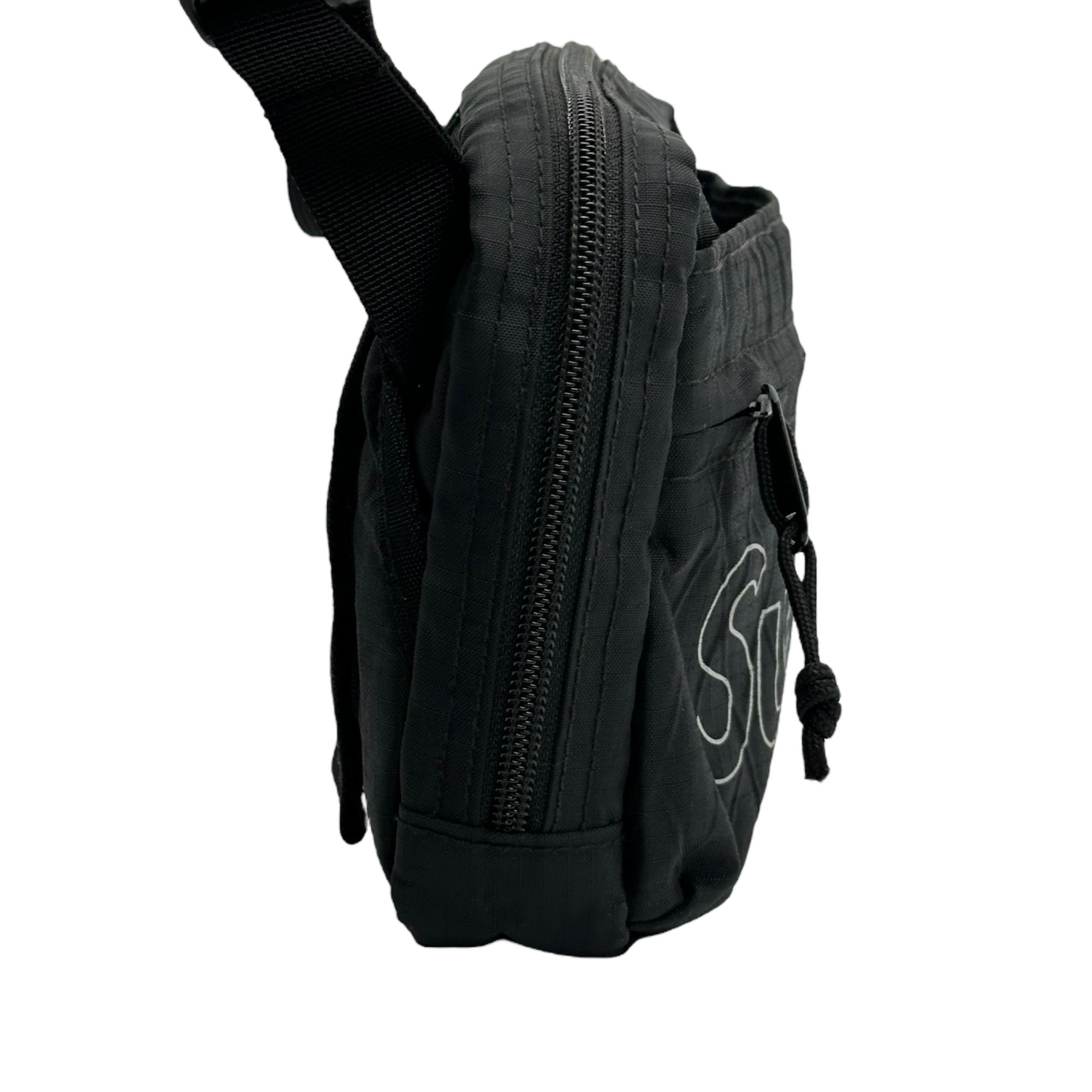 Supreme 18FW Black ブラック ショルダーバッグ シュプリーム Supreme ショルダーバッグ 18FW 黒 Supreme 18FWショルダーバッグ