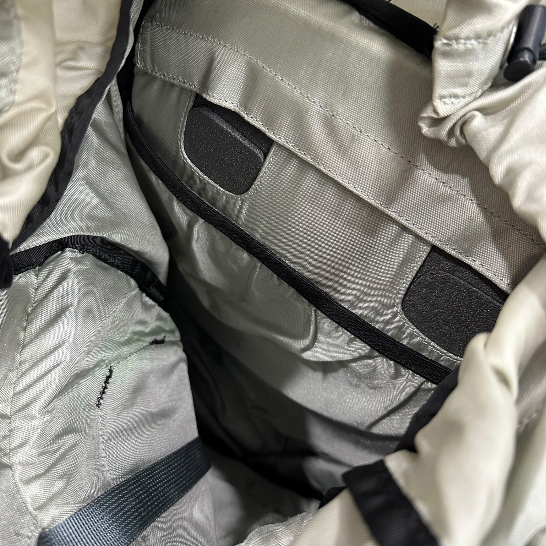 Patagonia(パタゴニア) 2006's Gritty Pack グリッティ パック 48670 ブラック 00's 2006年モデル バックパック リュック 登山 アウトドア