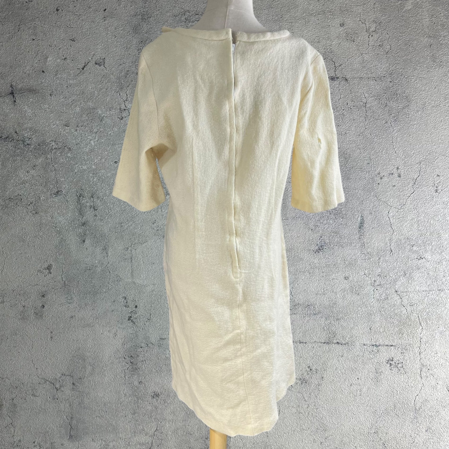 VINTAGE(ヴィンテージ) 60's~ wool knit half sleeve onepiece ニットとデザインボタンの半袖ウールワンピース 表記無し(Mサイズ程度)/袖の裏部分に傷あり ベージュ