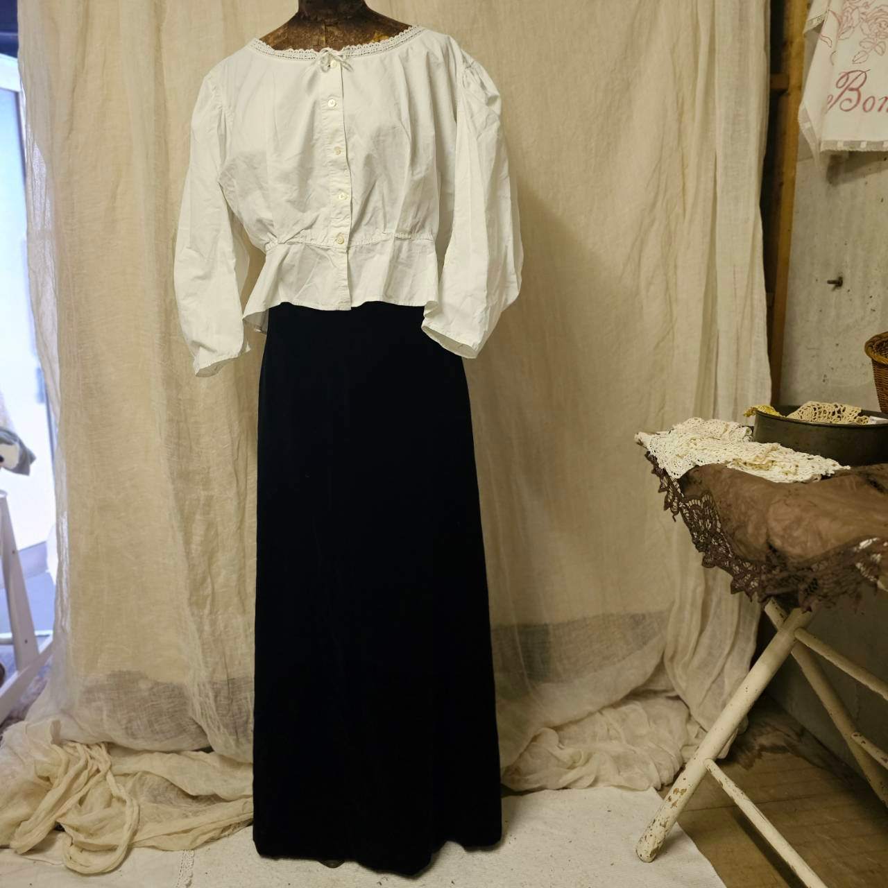 Euro vintage(ヨーロッパヴィンテージ) France black straight long skirt ベロア ロング タイトスカート S~ ブラック