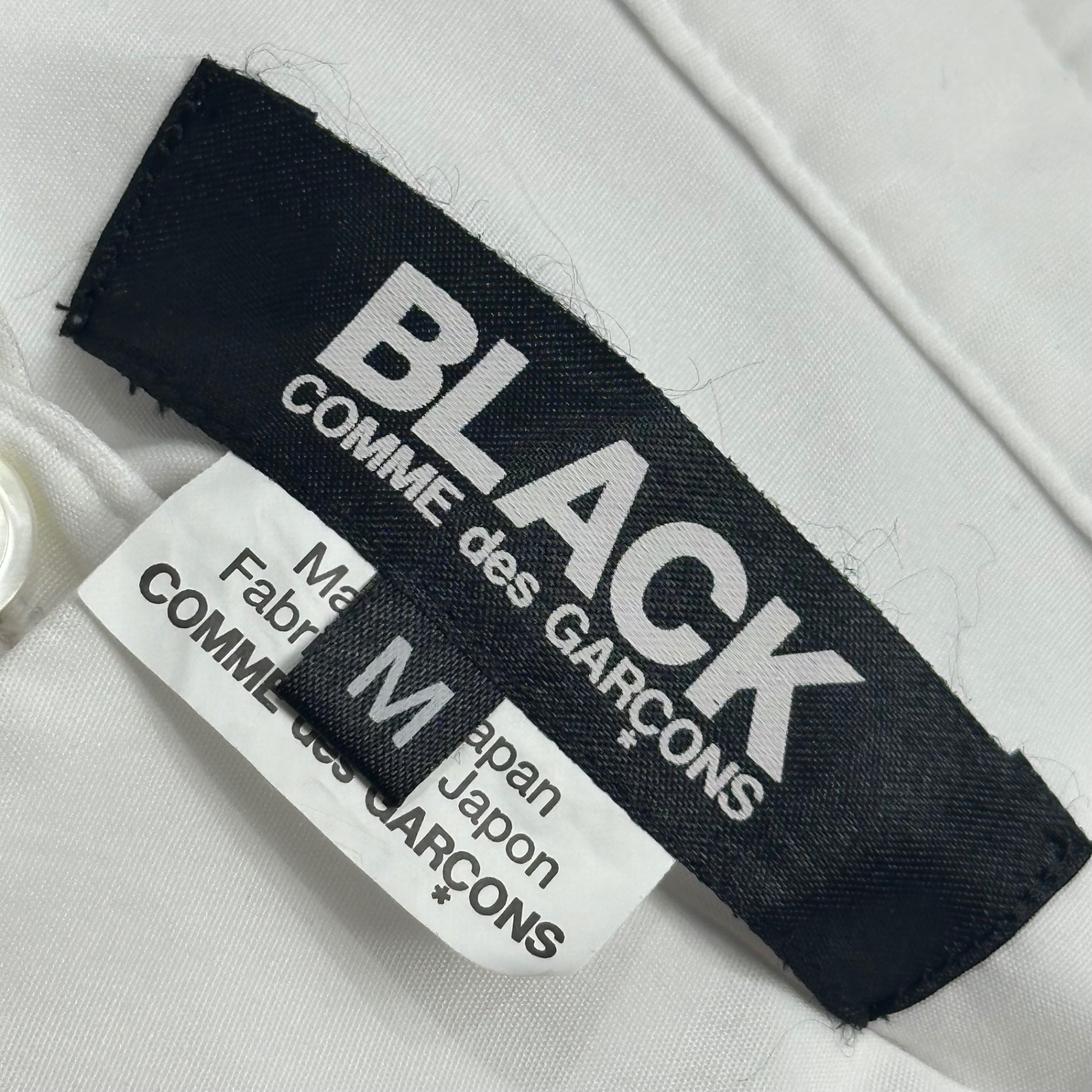 BLACK COMME des GARCONS(ブラックコムデギャルソン) 2022SS Twisted Asymmetrical L/S Long Shirt 捻じれ 変形 長袖 ロング シャツ 1I-B005 M ホワイト AD2021