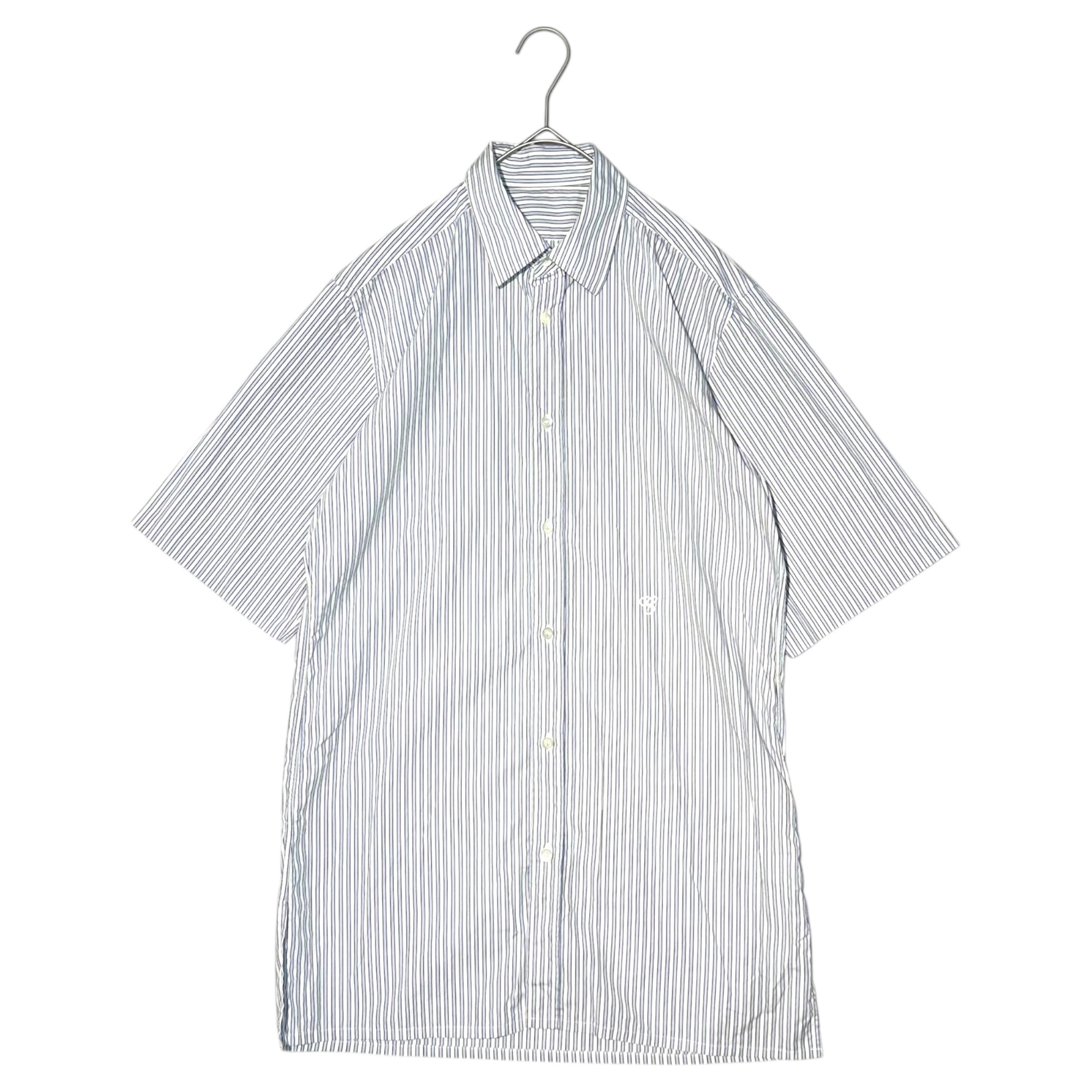 MAISON MARGIELA(メゾンマルジェラ) 24SS C STRIPED SHIRT ストライプ ロゴ刺繍 半袖 シャツ S50DR0007 39(M程度) ホワイト×ブルー