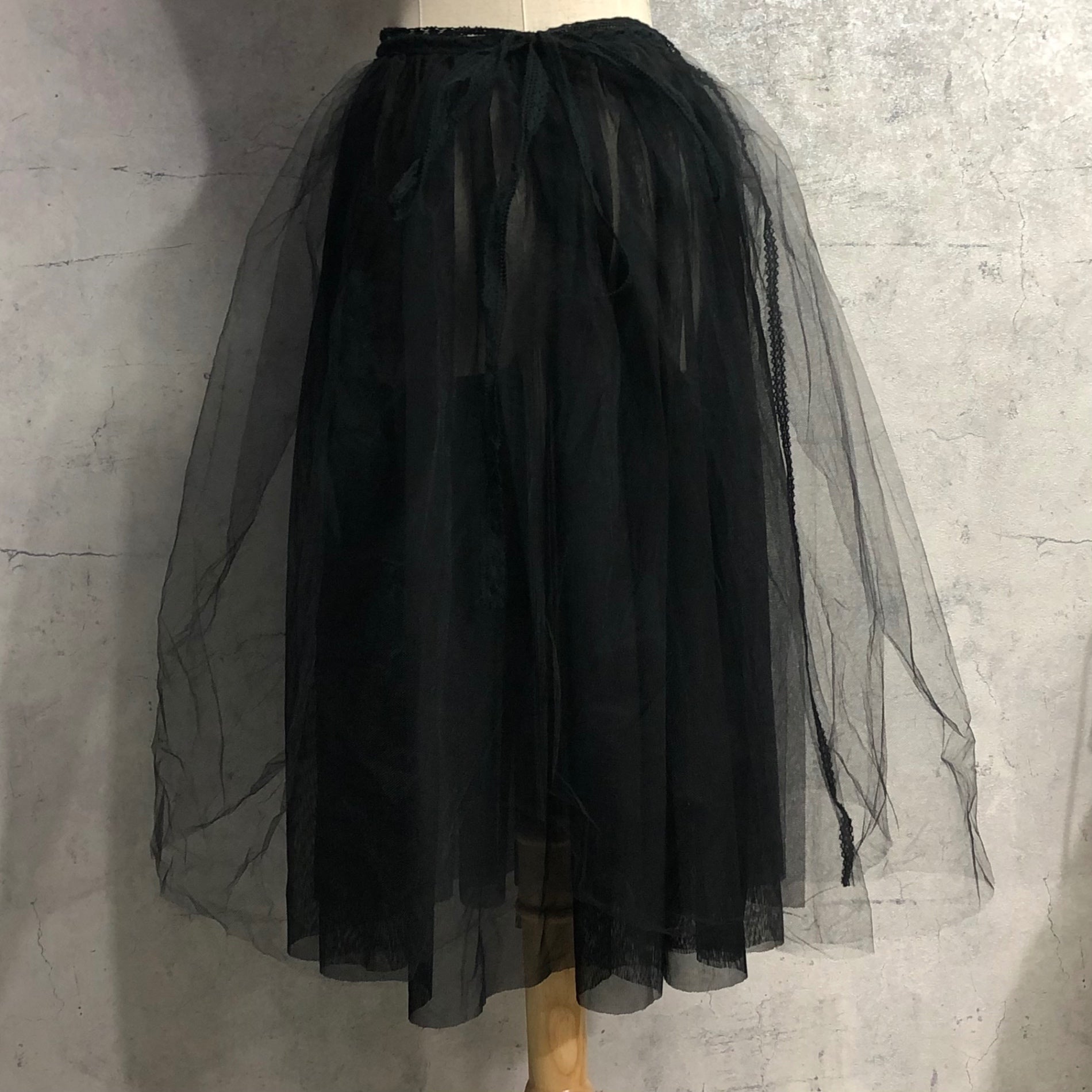 Vlas Blomme(ヴラスブラム) Tulle wrapped skirt チュール 巻きスカート 135237 FREE ブラック