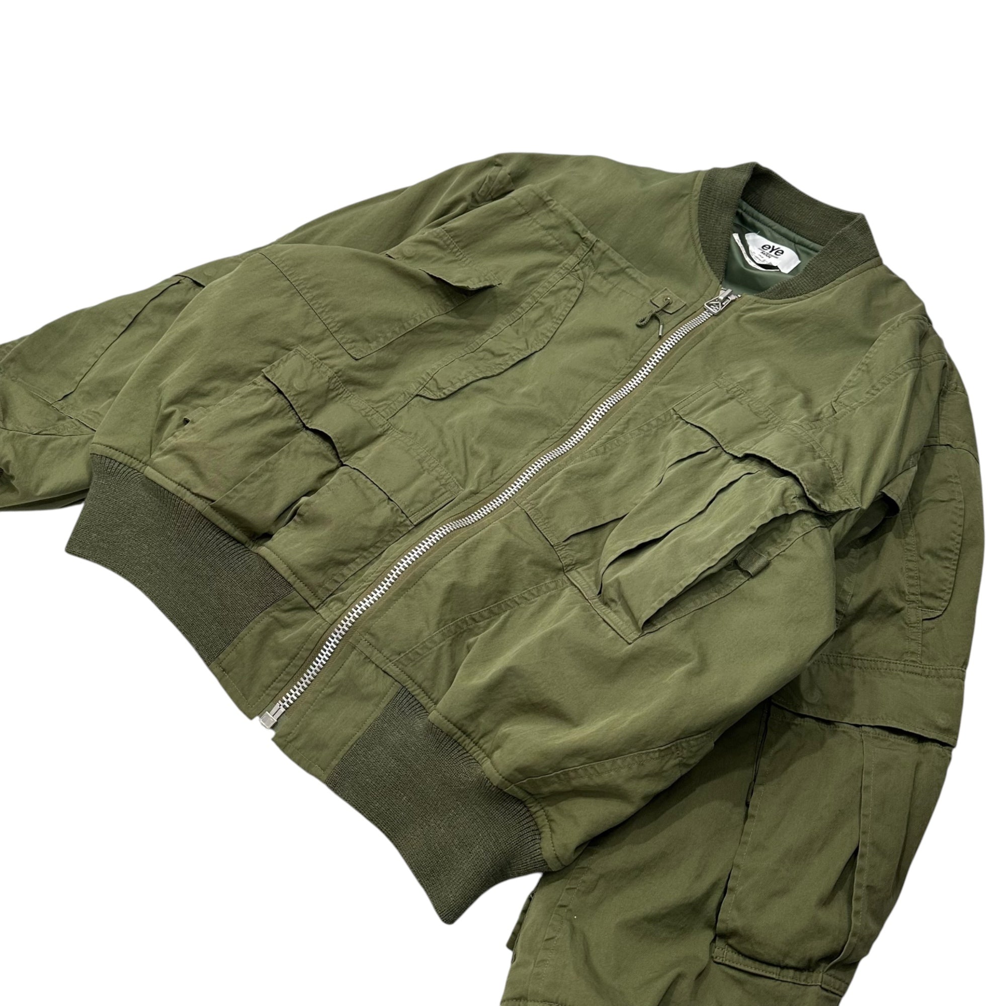 eye JUNYA WATANABE MAN(アジュンヤワタナベマン) 2025AW Rebuild by Needles Co-branded Cotton-Nylon MA-1 Jacket Wネーム 綿ナイロンMA-1ジャケット WP-J902 M カーキ AD2025 ニードルズ