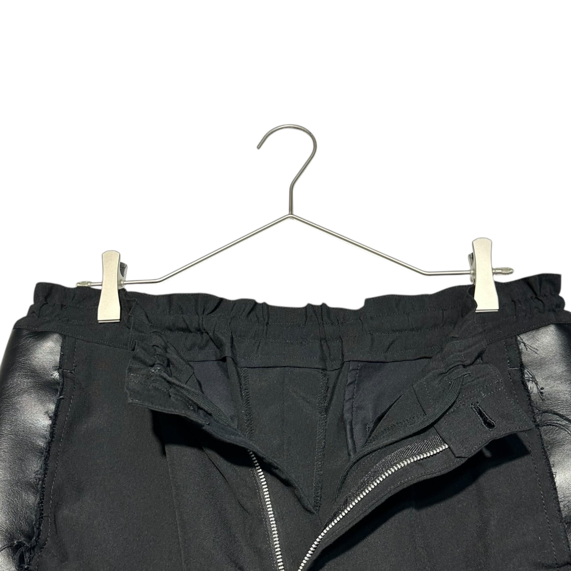 COMME des GARCONS HOMME PLUS(コムデギャルソンオムプリュス) 19SS Eco-leather sideline cut-off trousers エコレザー サイドライン カットオフ スラックス PC-P085 M ブラック パンツ 切りっぱなし