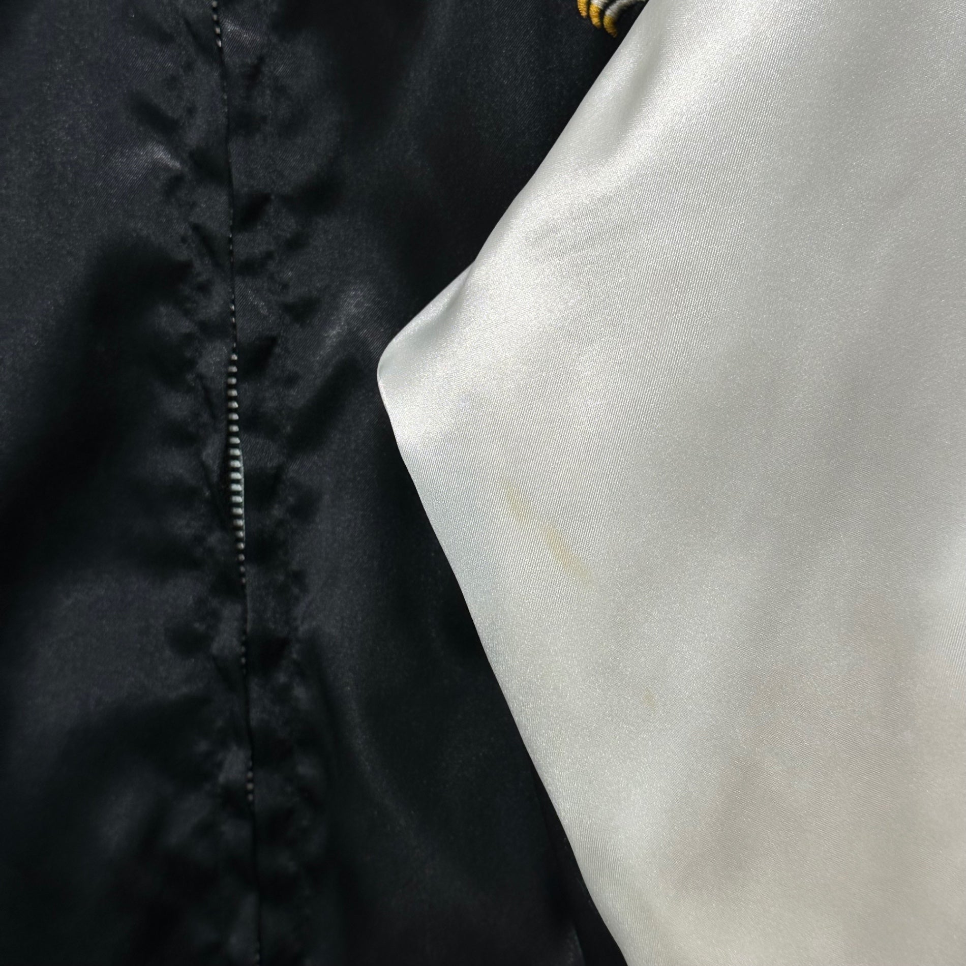 STUSSY(ステューシー) 00's ”Eagle ＆ Mount Fuji” Souvenir jacket 鷹