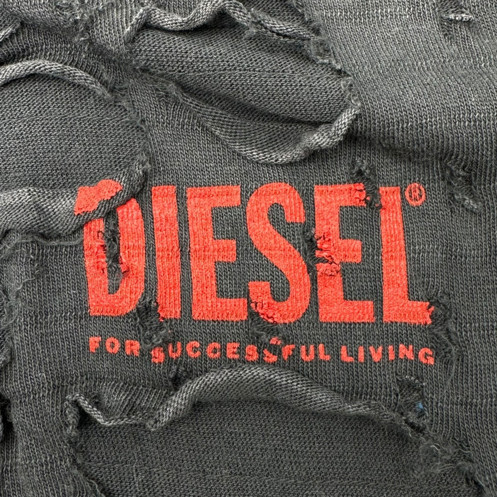 DIESEL(ディーゼル) T-BOXT-R29 デストロイ加工 半袖 Tシャツ Distressed Finish S/S T-Shirt A17647 OSLBS M ブラック ダメージ加工