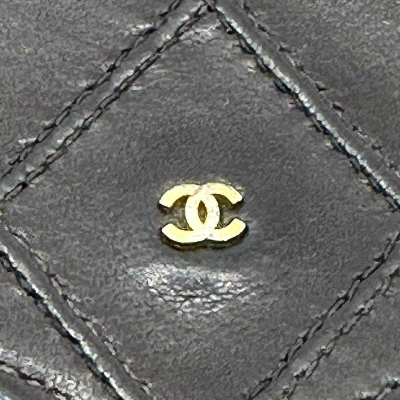 CHANEL(シャネル) 90's Coco Mark Matelassé Lambskin Coin Case ココマーク マトラッセ ラムスキン コインケース ブラック 90年代 2****** 7桁 ヴィンテージ 財布 小銭入れ