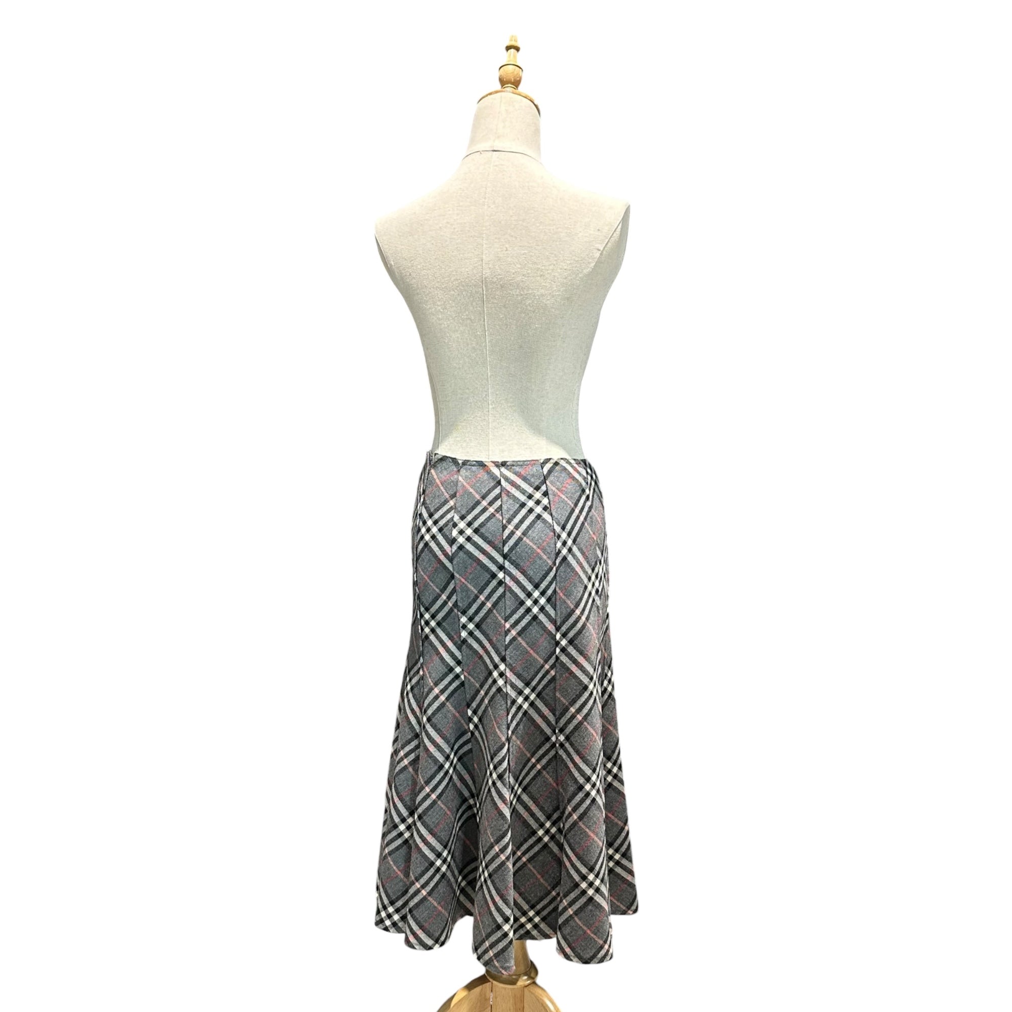 BURBERRY BLUE LABEL(バーバリーブルーレーベル) Old Check Wool Skirt オールド チェック ウール スカート FLF38-621 38(M) グレー×ホワイト×レッド