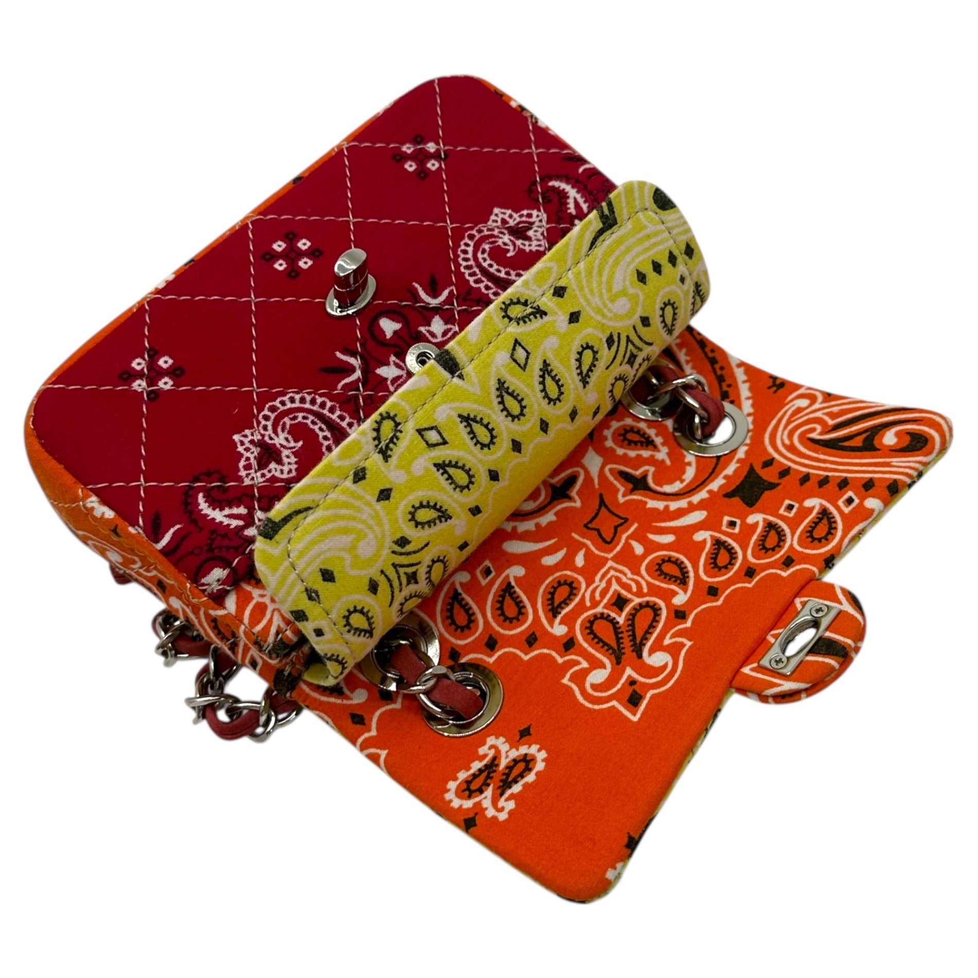 READYMADE(レディメイド) Vintage Bandana Reconstructed Flap Chain Shoulder Bag ヴィンテージ バンダナ 再構築 フラップ チェーン ショルダー バッグ イエロー×レッド×オレンジ