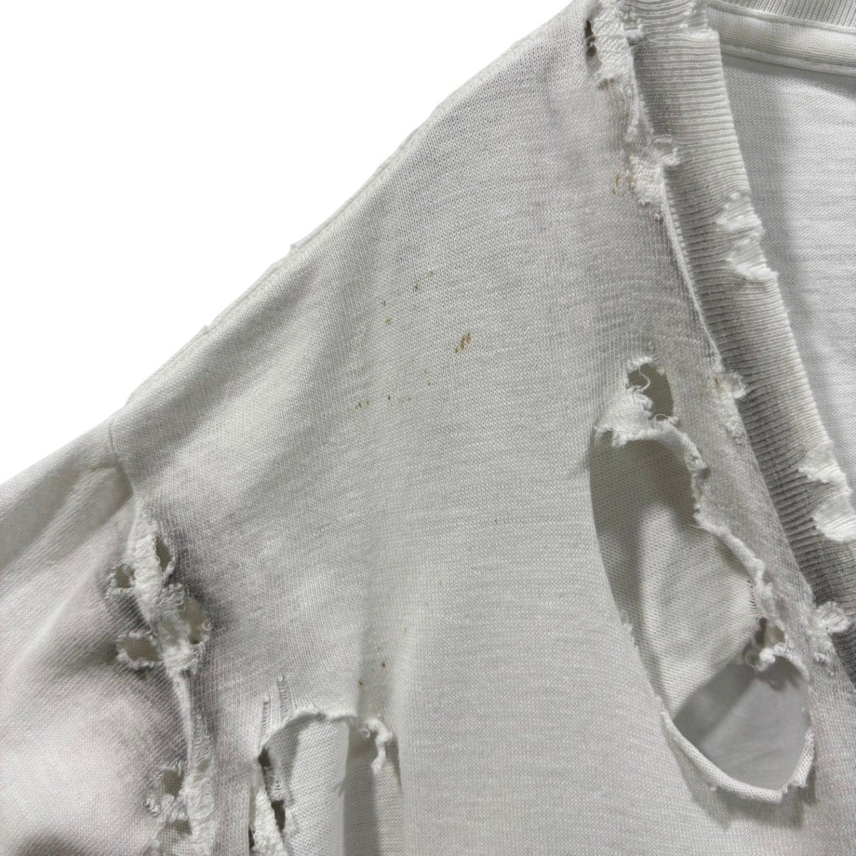 NUMBER (N)INE(ナンバーナイン) 02SS Modern Age Oval-Cut V-Neck T-Shirt with Heavy Distressed Finish 02SS モダンエイジ期 オーバル加工 Vネック Tシャツ ハードダメージ加工 3(M) ホワイト×ブラック アーカイブ