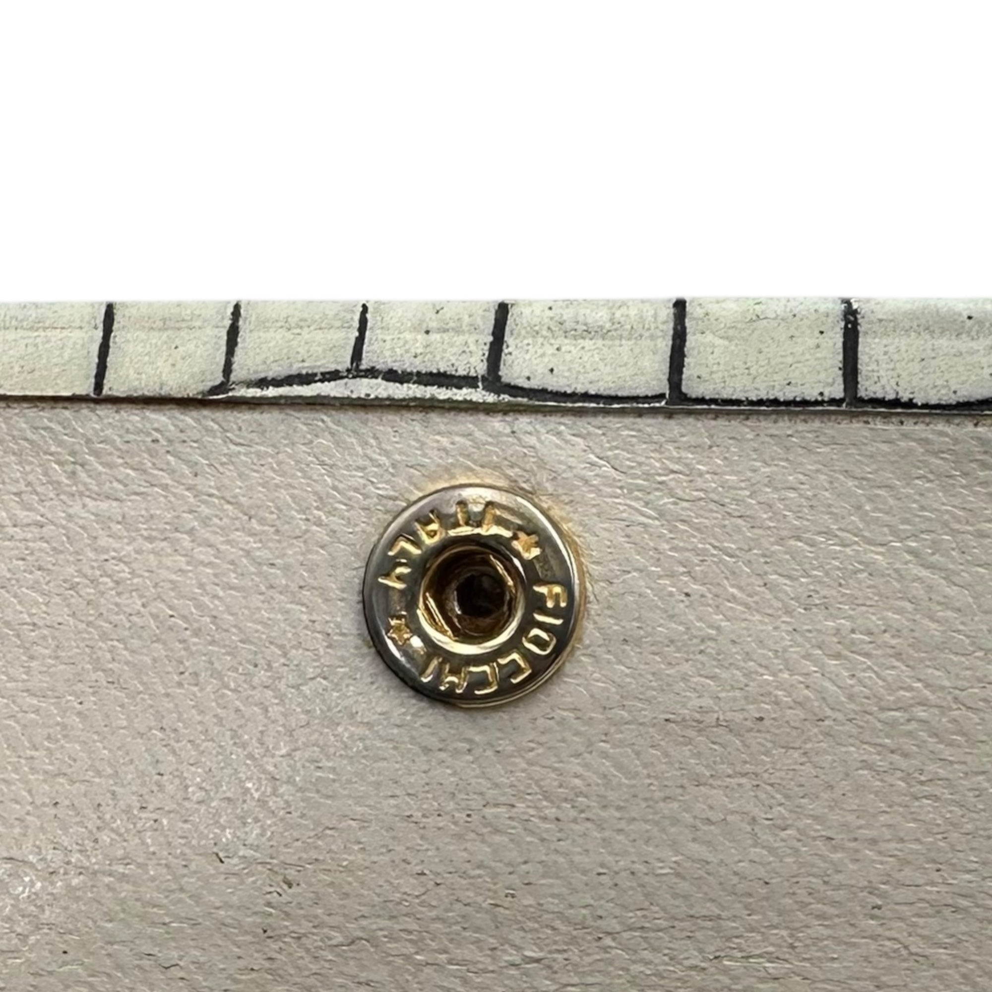 COMME des GARCONS(コムデギャルソン) Crocodile-Embossed Leather Round Zip Wallet クロコ型押し レザー ラウンド ジップ ウォレット ホワイト 2折り財布