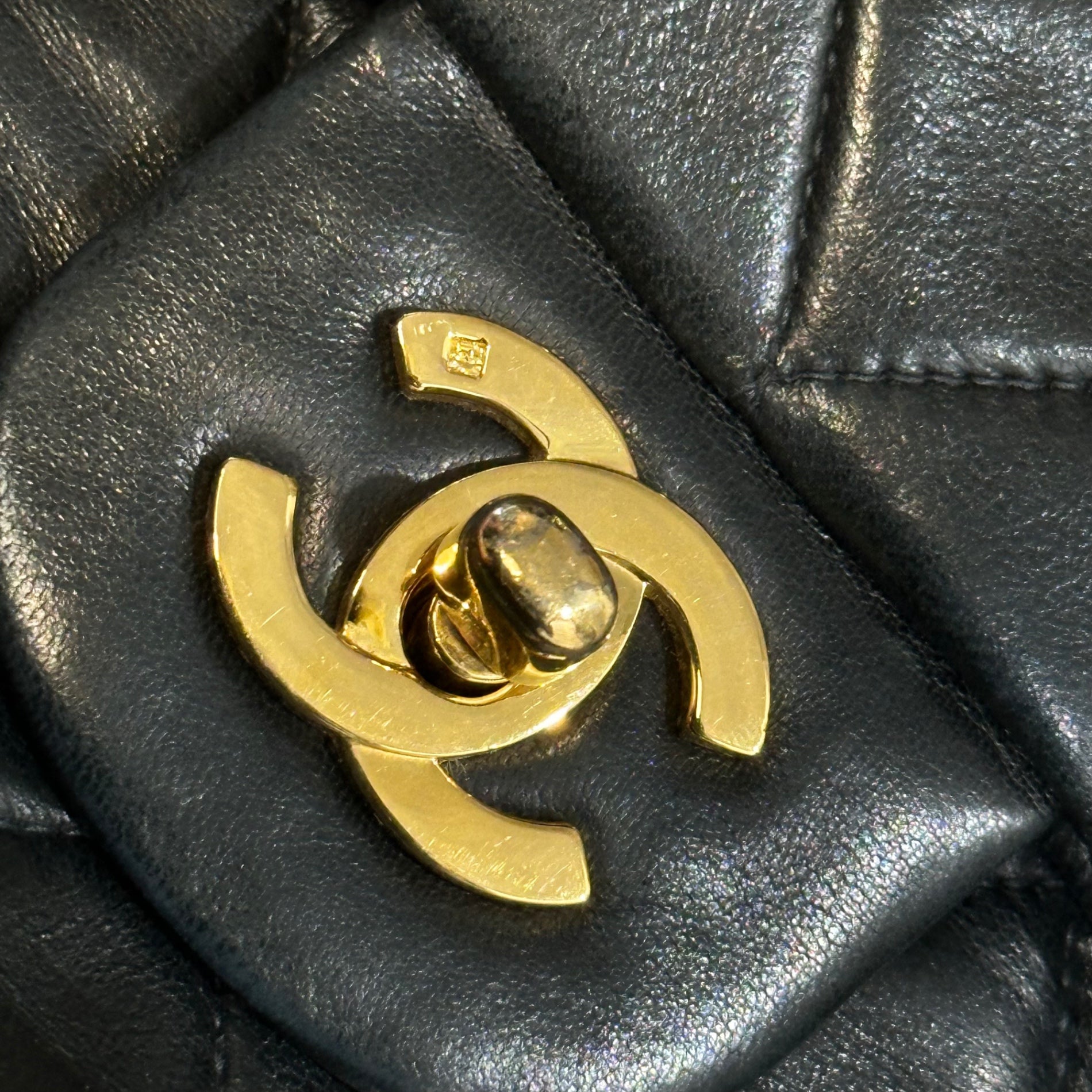 CHANEL(シャネル) 1992's Chanel Medium Classic Handbag マトラッセ 25 ラムスキン ダブルフラップ ブラック 90's 90年代 ヴィンテージ 200万番台 クラシック ハンドバッグ チェーン