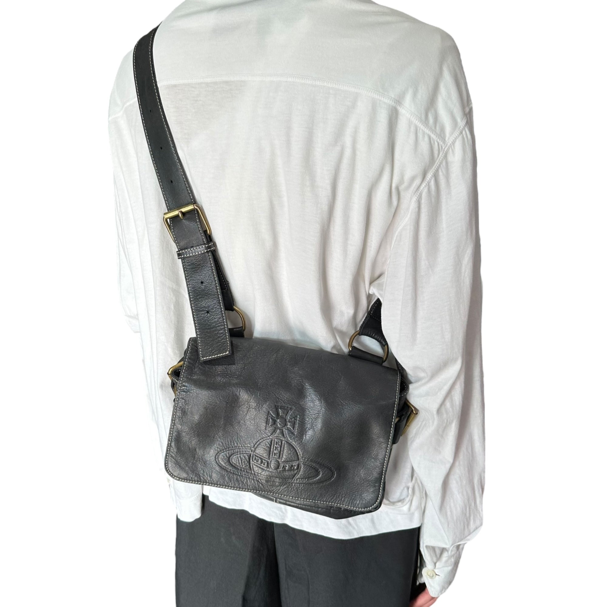 Vivienne Westwood ACCESSORIES(ヴィヴィアンウエストウッドアクセサリー) Orb Logo Leather Harness Shoulder Bag オーブ ロゴ レザー ハーネス ショルダー バッグ ブラック