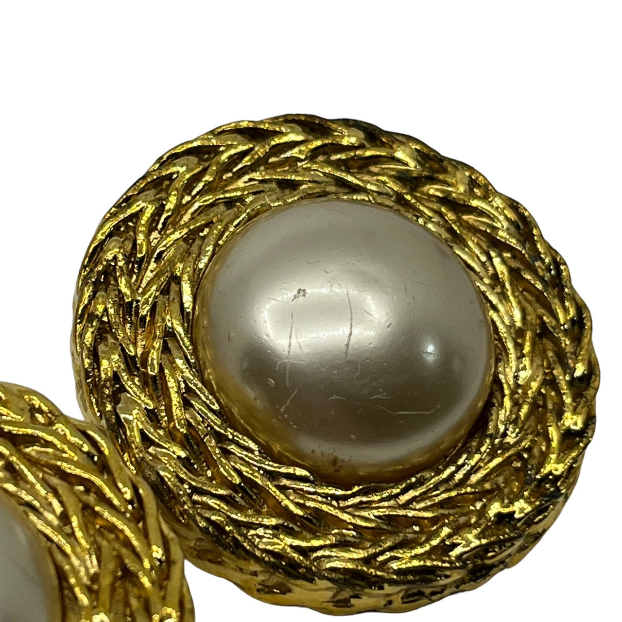 CHANEL(シャネル) 1990's vintage pearl gold earrings/ヴィンテージビッグパールゴールドイヤリング ゴールド 刻印2 5　ヴィクトワール・ドゥ・カステラーヌののデザイン