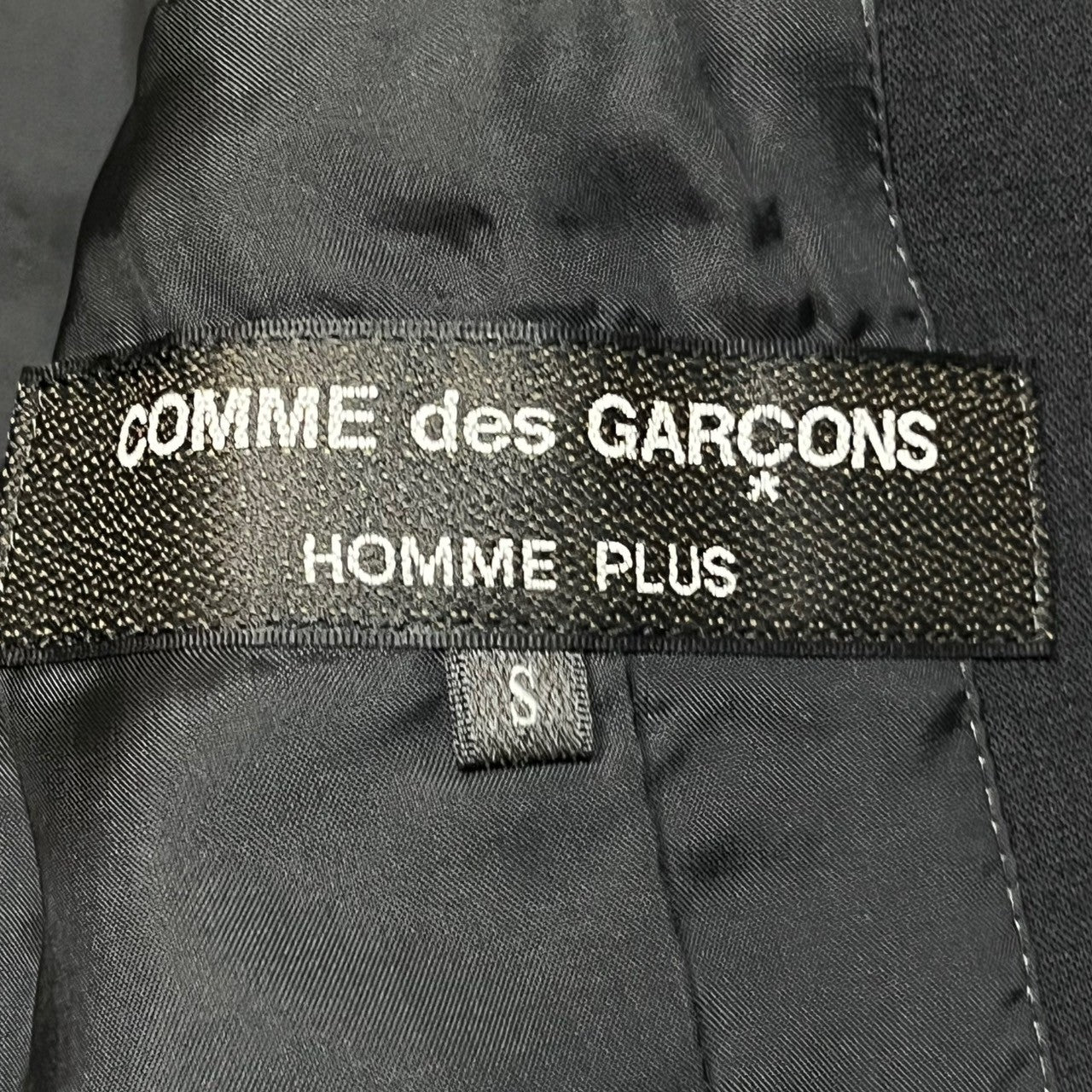 COMME des GARCONS HOMME PLUS(コムデギャルソンオムプリュス) 20SS オルランド期 puff sleeve swallowtail jacket パフスリーブ 燕尾 ジャケット PE-J030 S ブラック AD2019 オーランド期 名作
