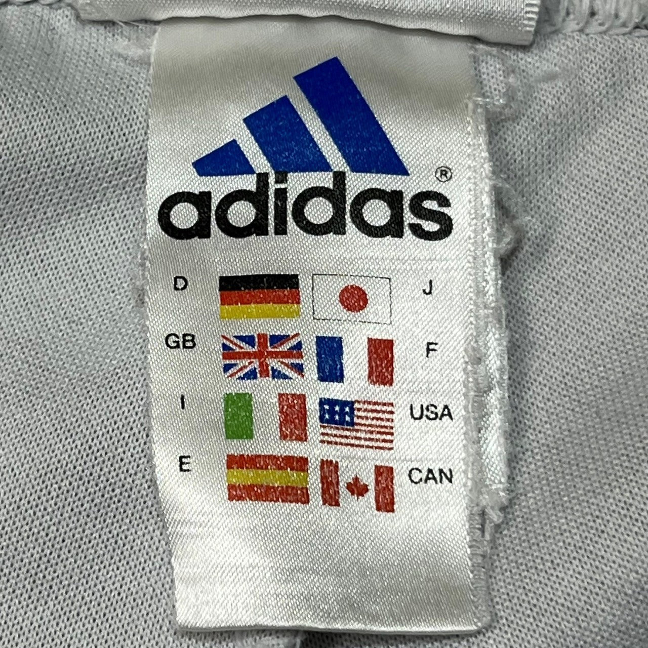 人気 adidas 国旗 ジャージ