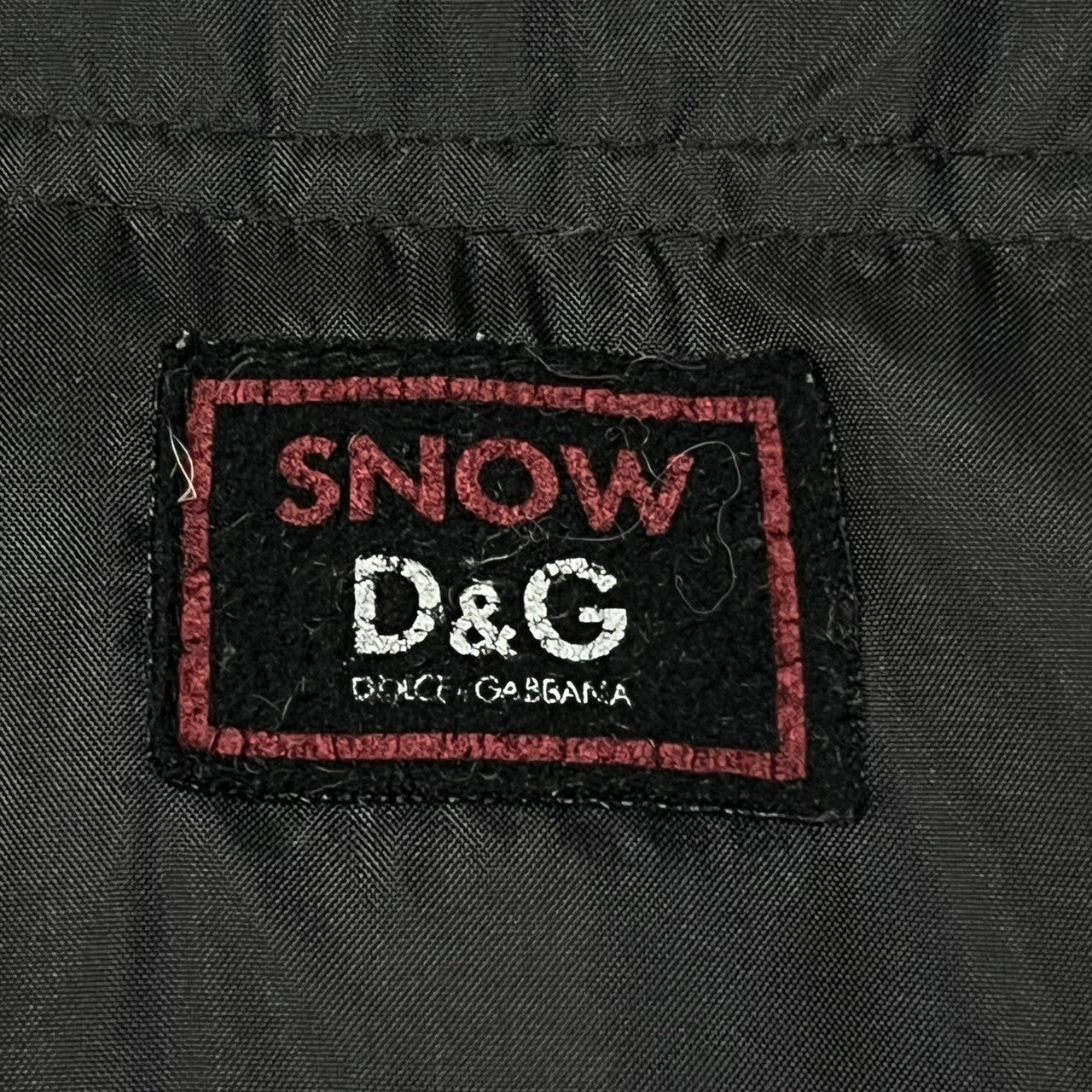 D&G DOLCE&GABBANA(ディーアンドジードルチェ&ガッバーナ) 00s reversible down jacket/リバーシブルダウンジャケット/ワンポイントロゴ SIZE XS ブラック×カーキ ジップ上げ下げ難有